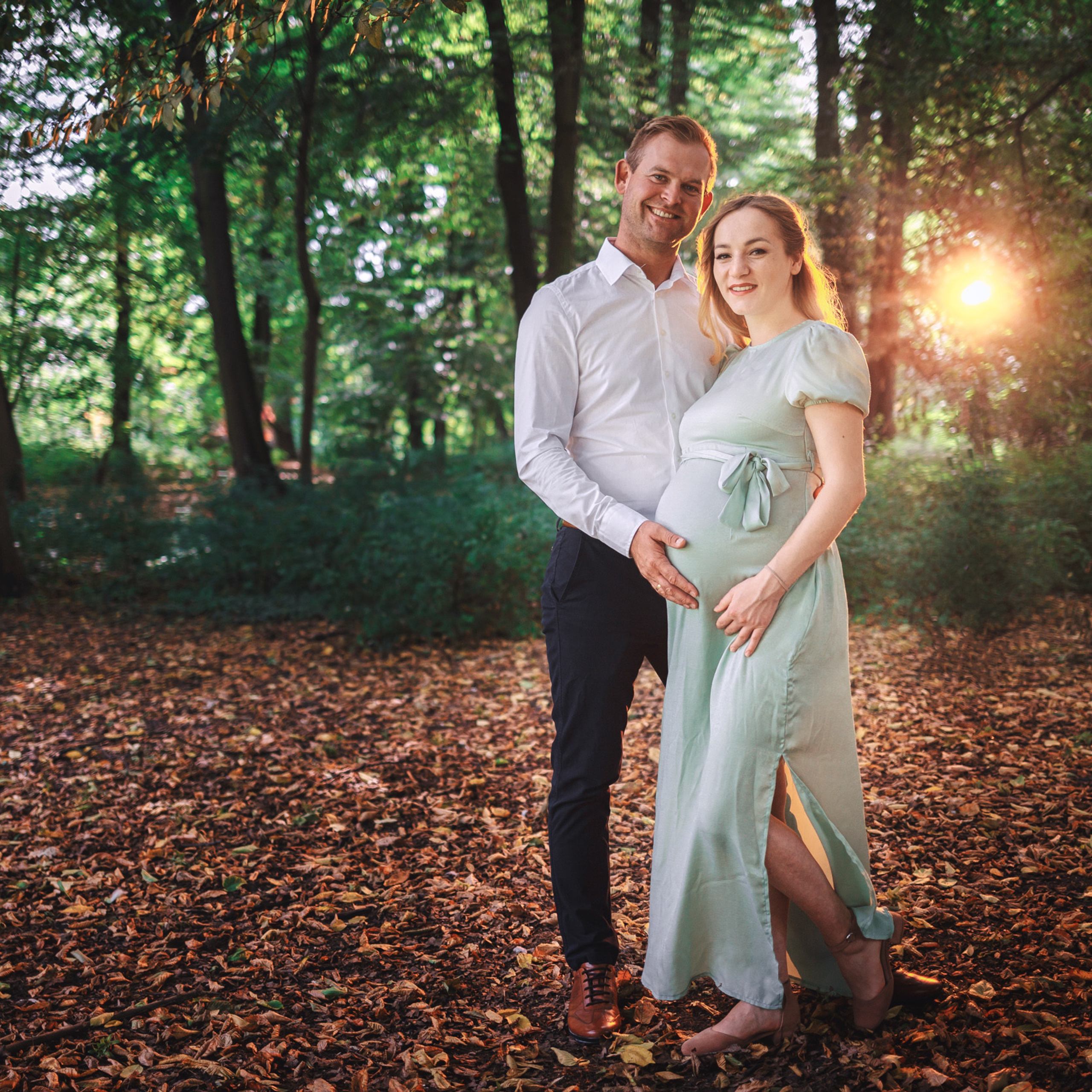 Outdoor Maternity Session