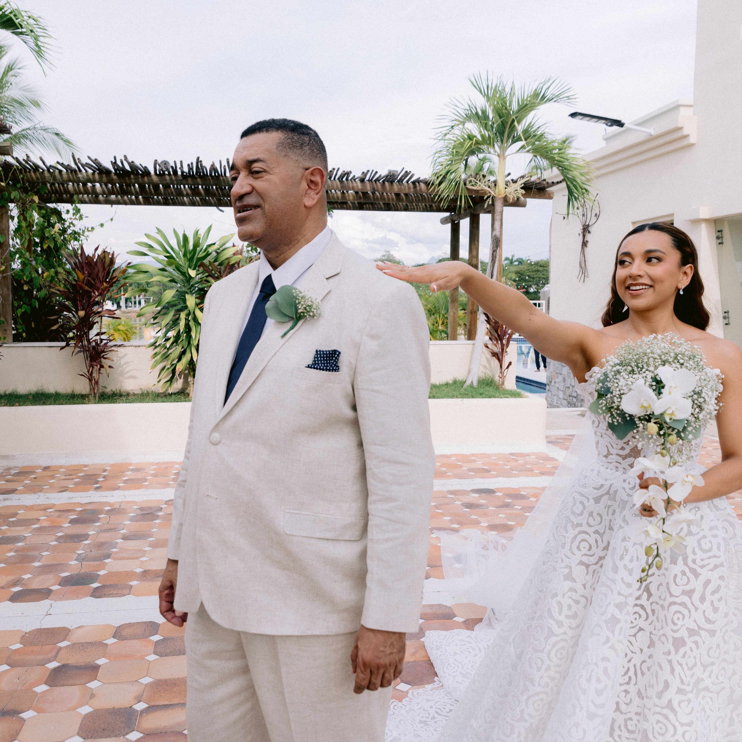 Aura & Andrés. Fotografía Documetal & Editorial de bodas