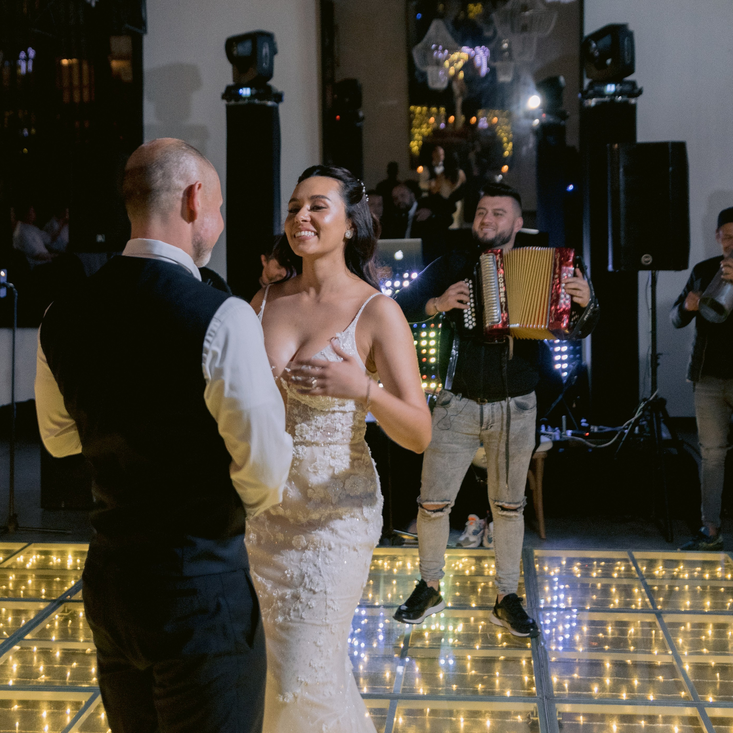 Alejandra & Tobías. Fotografía Documetal & Editorial de bodas