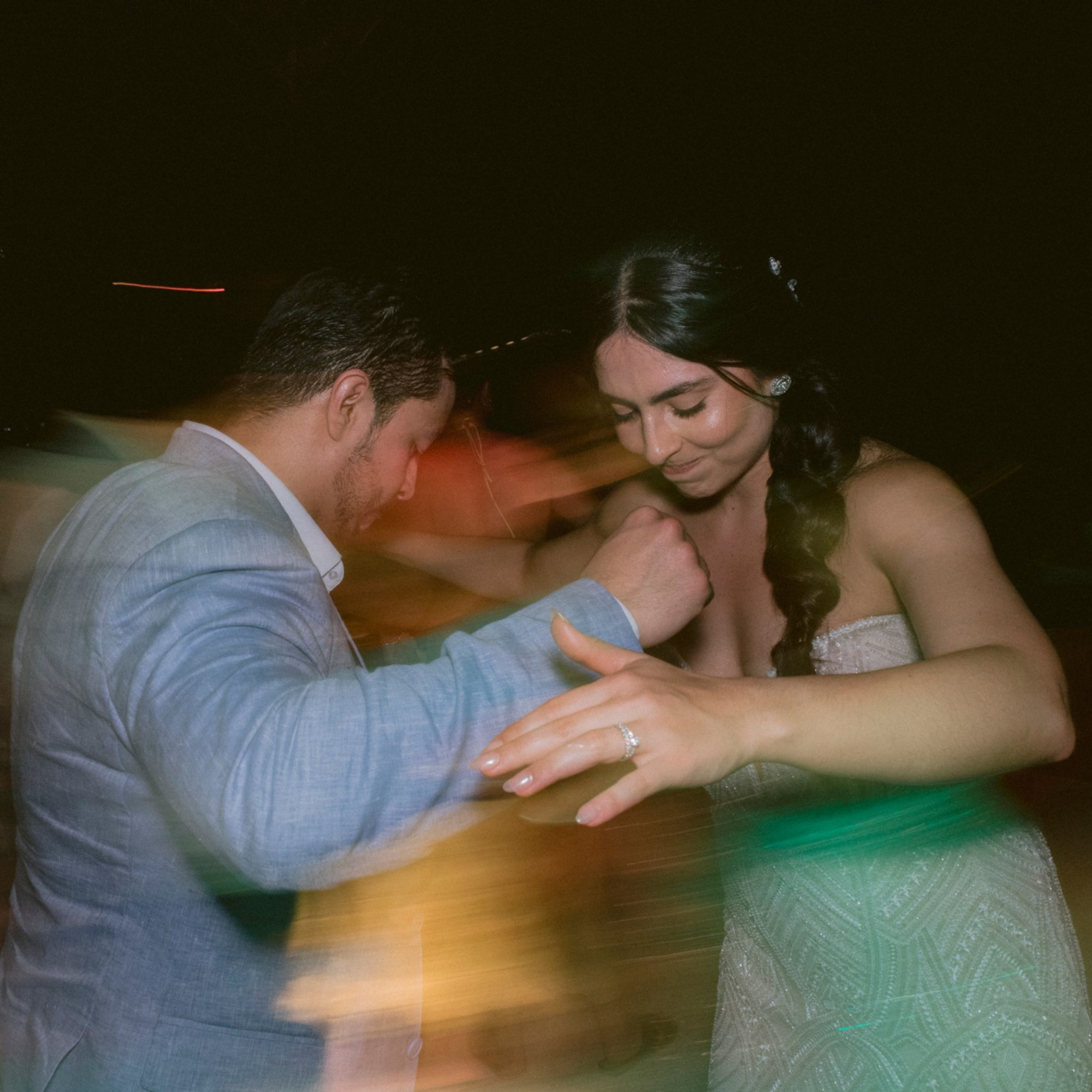 Lina & Nico. Fotografía Documetal & Editorial de bodas