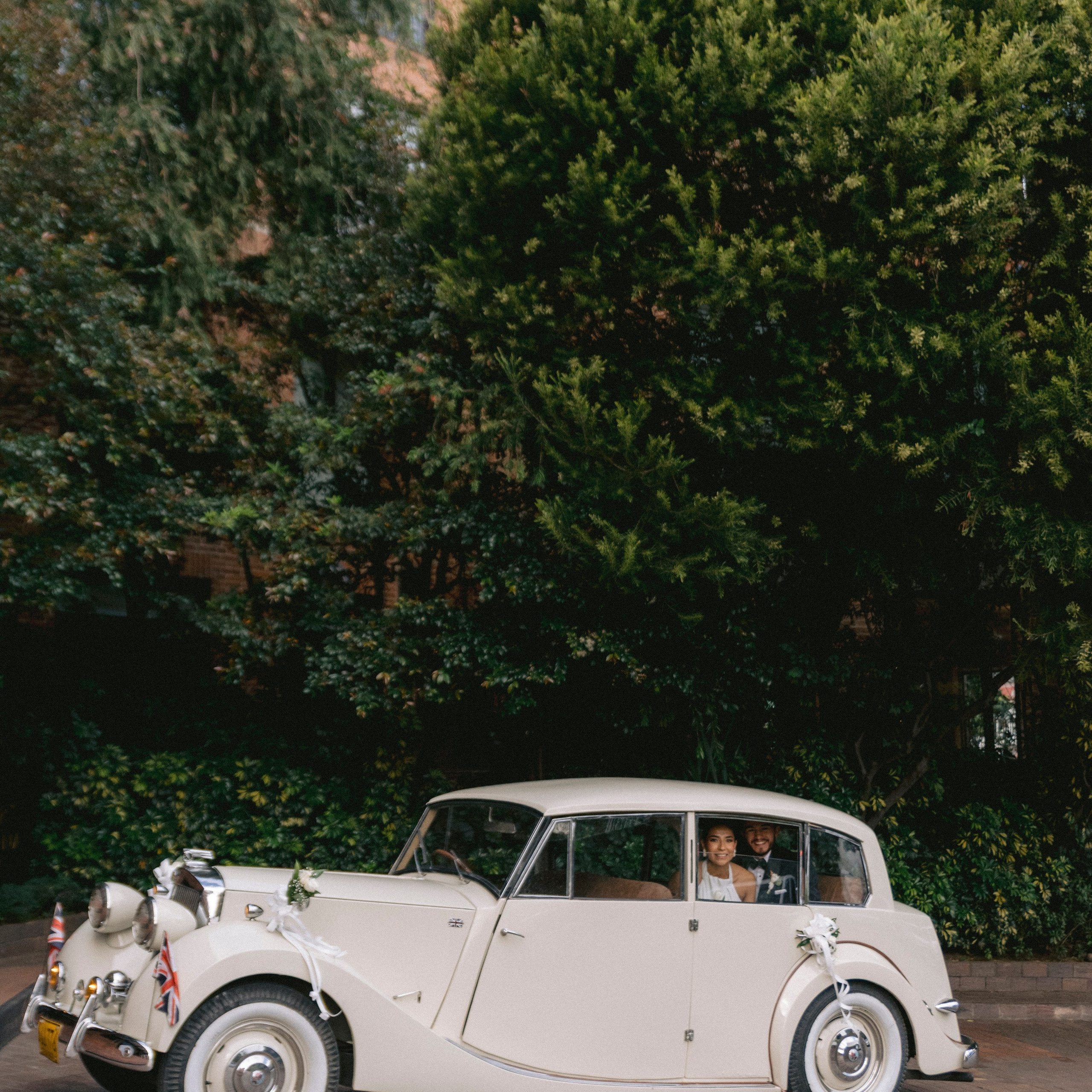 Camila & Cristian. Fotografía Documetal & Editorial de bodas