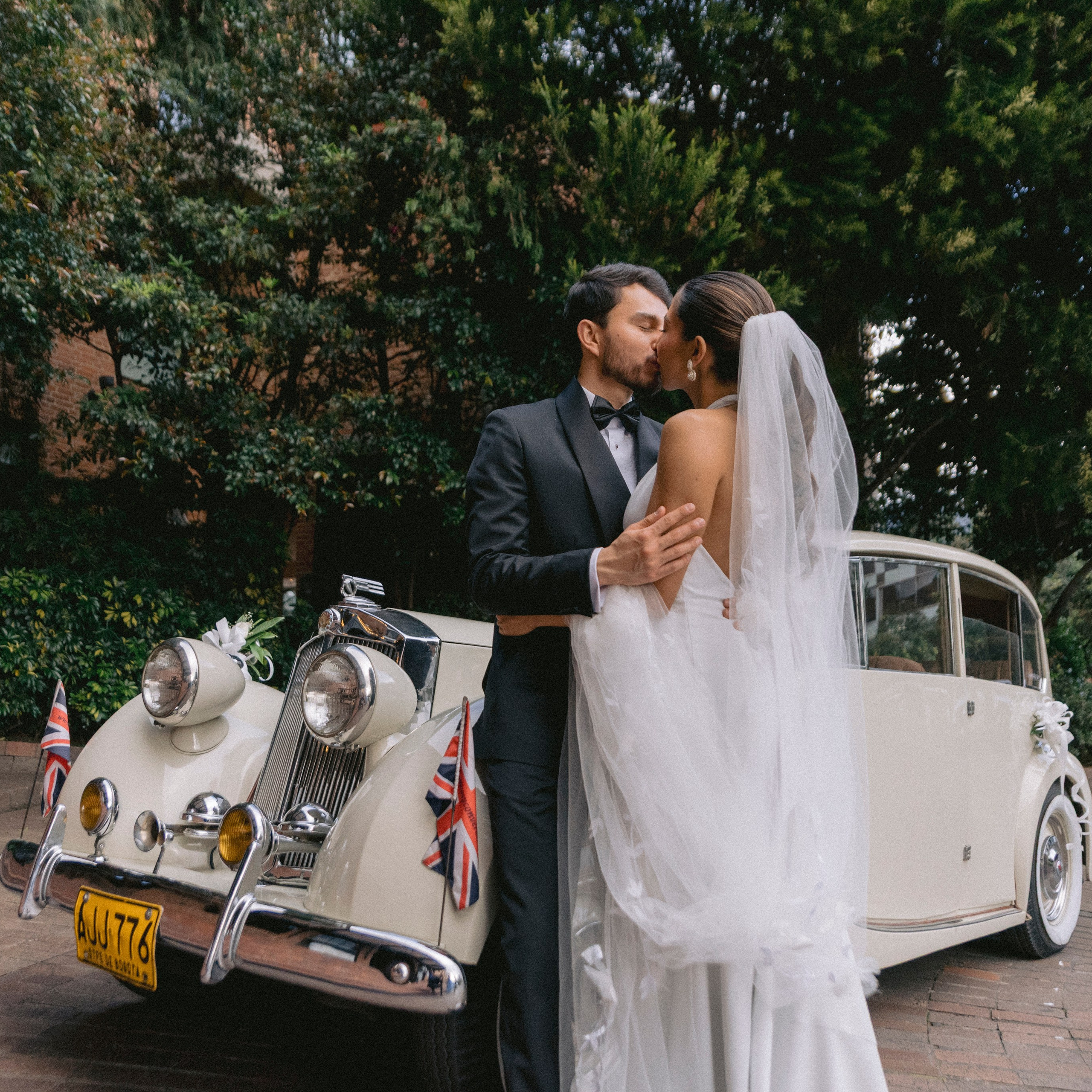 Camila & Cristian. Fotografía Documetal & Editorial de bodas
