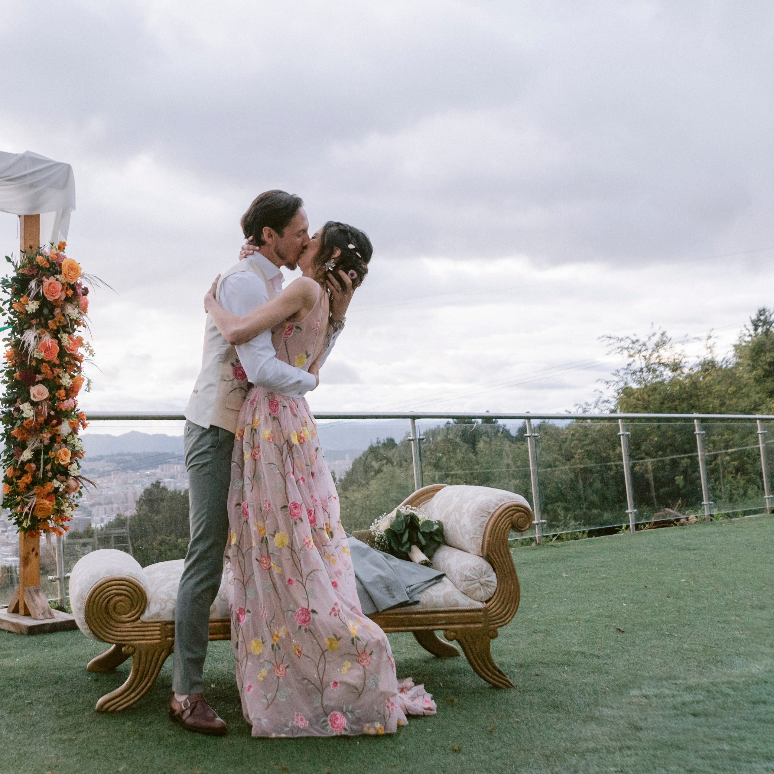 Camila & Camilo. Fotografía Documetal & Editorial de bodas