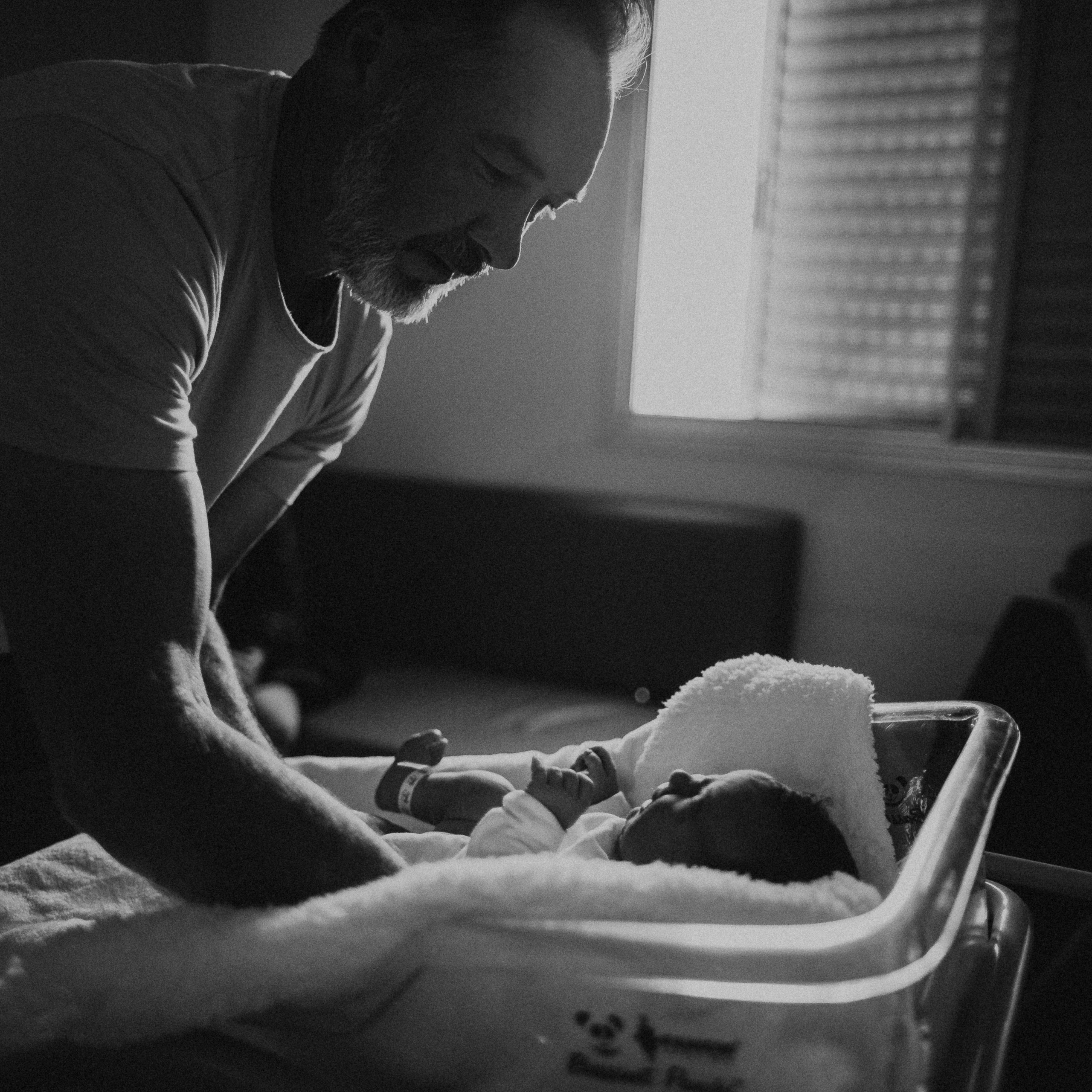 A espera do Felipe. Fotografa documental de familia e nascimento em Florianópolis SC Daria Ermolaev