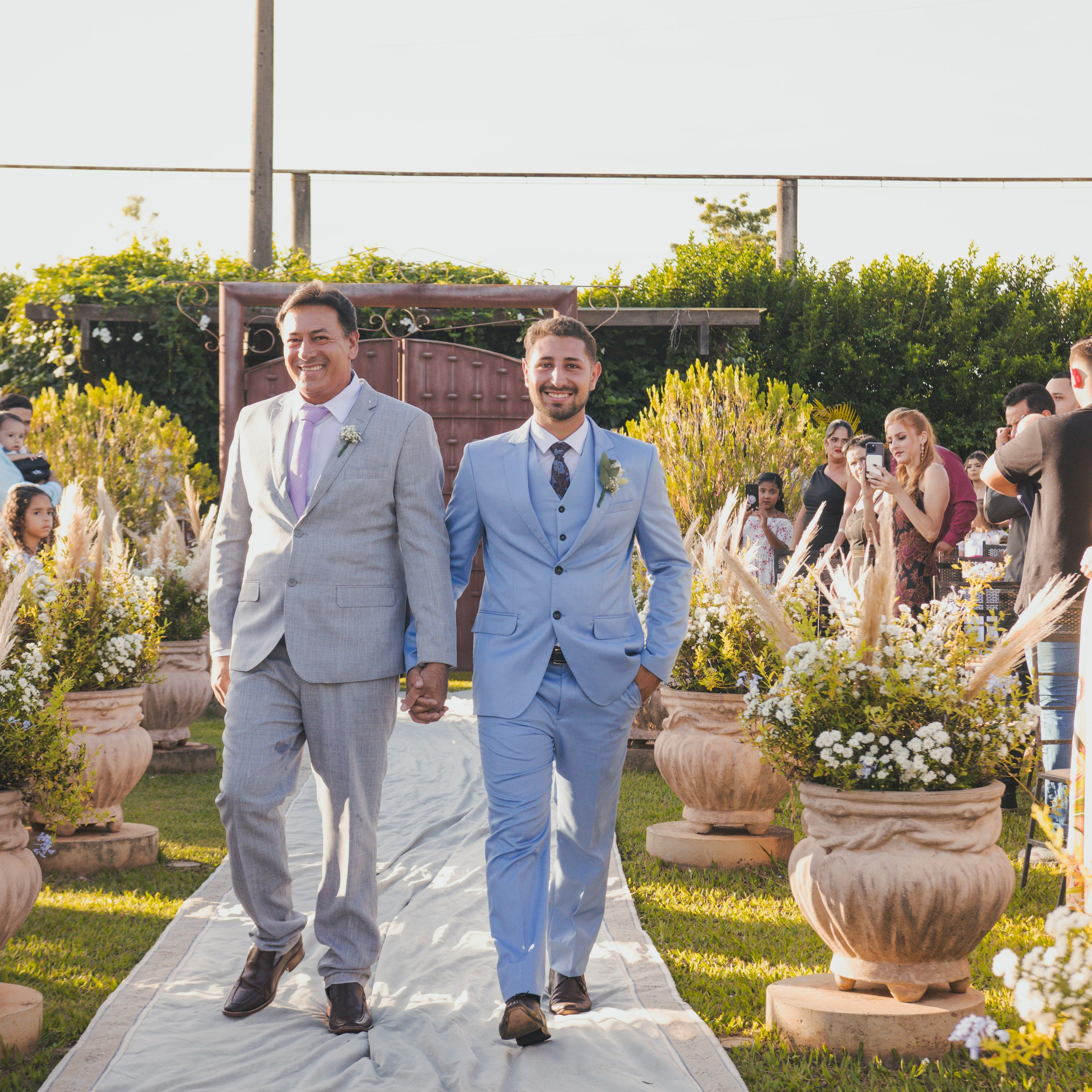 ANA LYVIA E JOÃO VICTOR. Fotógrafos de casamento. empresas, família em Catanduva SP e região, Casal Gonçales