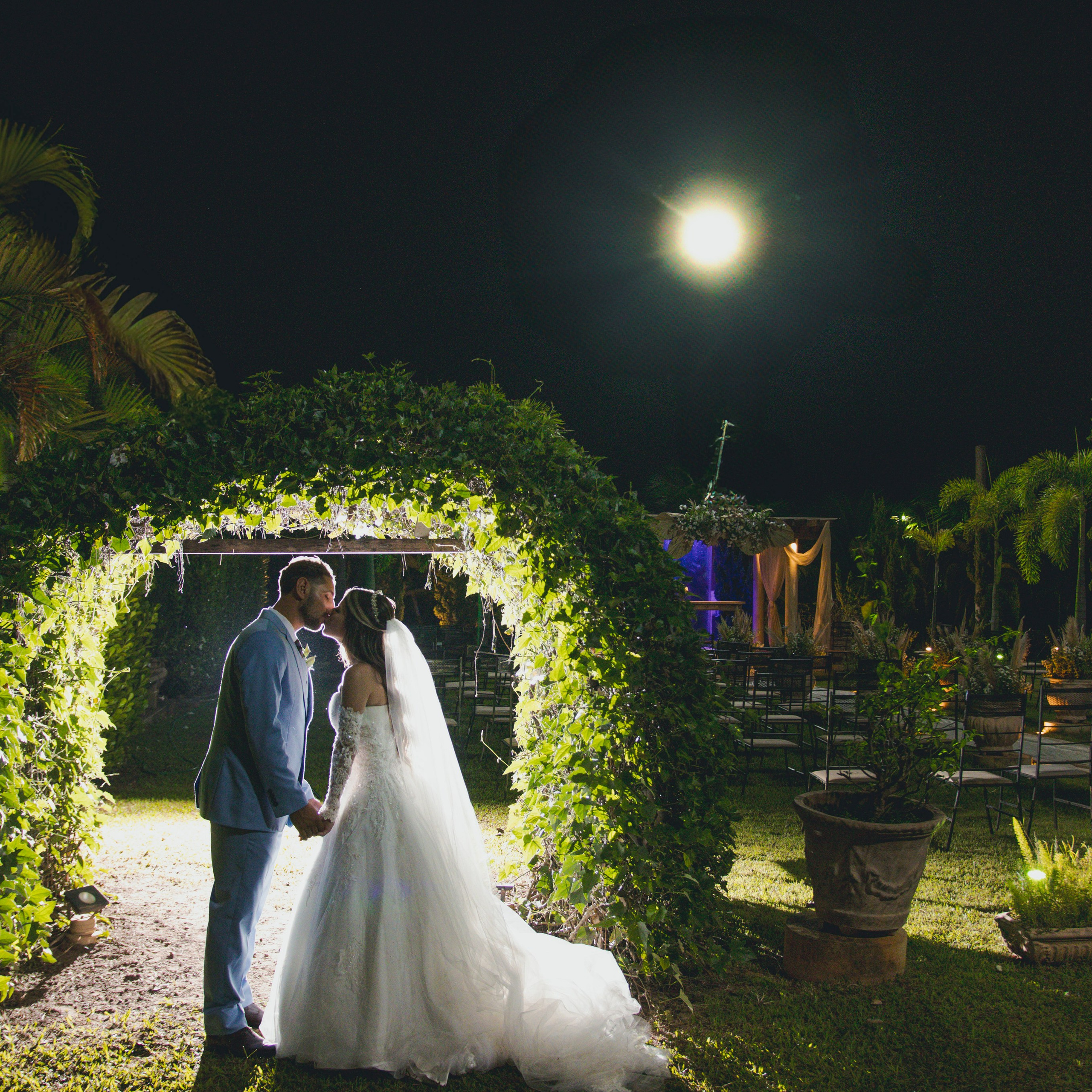 ANA LYVIA E JOÃO VICTOR. Fotógrafos de casamento. empresas, família em Catanduva SP e região, Casal Gonçales
