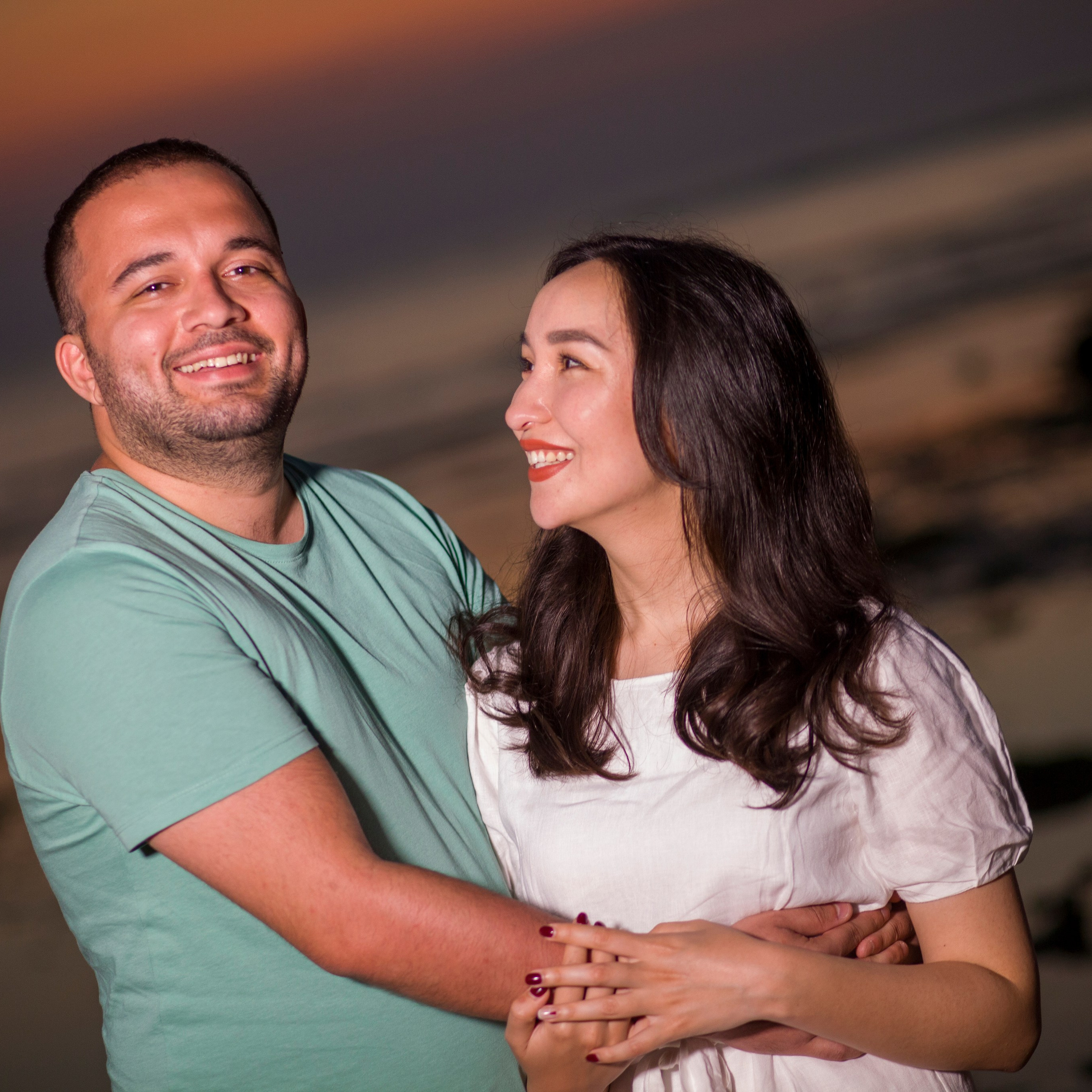 Luxury beach proposal in Koh Samui, Thailand. Private sunset setup with candles, flowers, and ocean view for an unforgettable engagement experience.