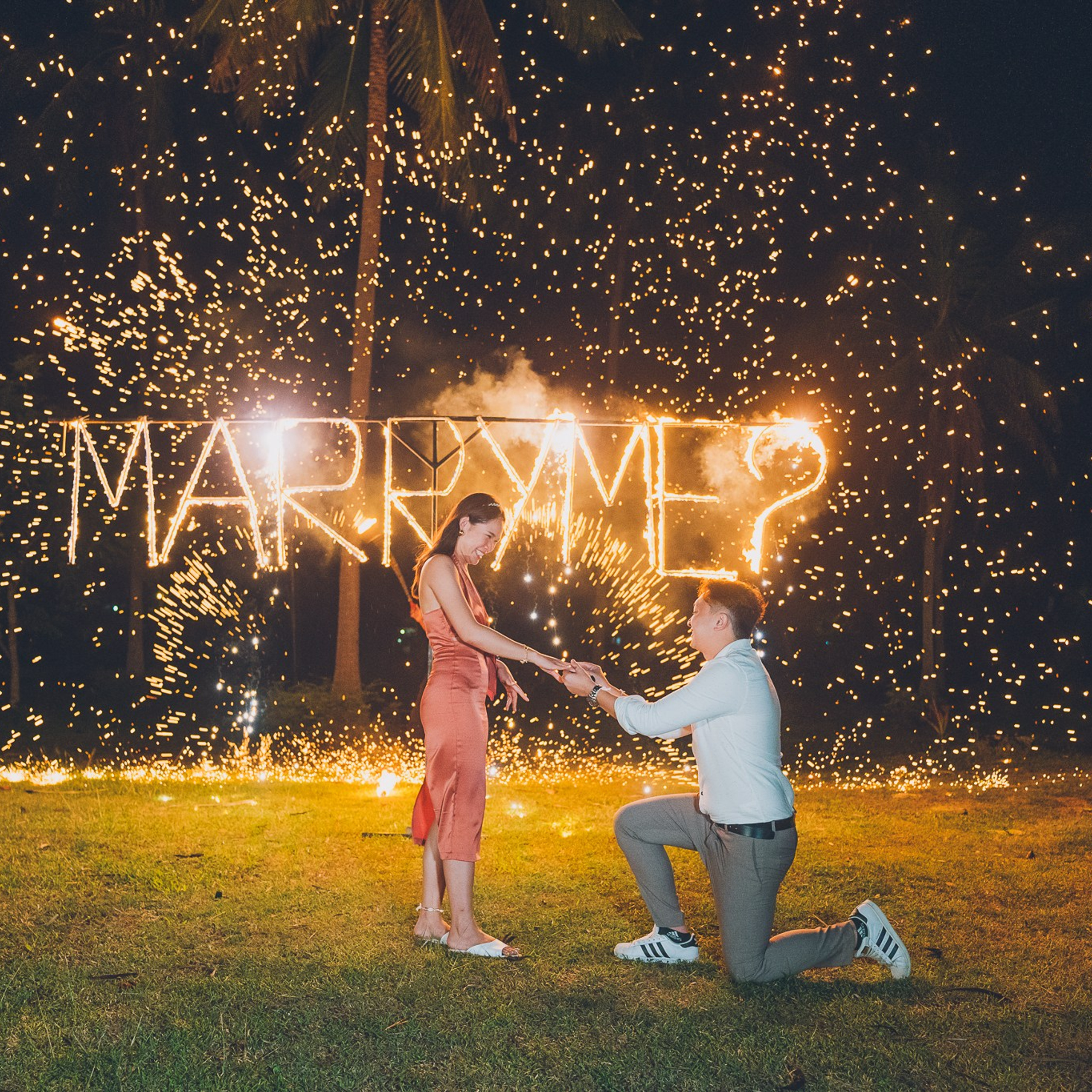 Photo. Romantic proposal on Koh Samui, Thailand