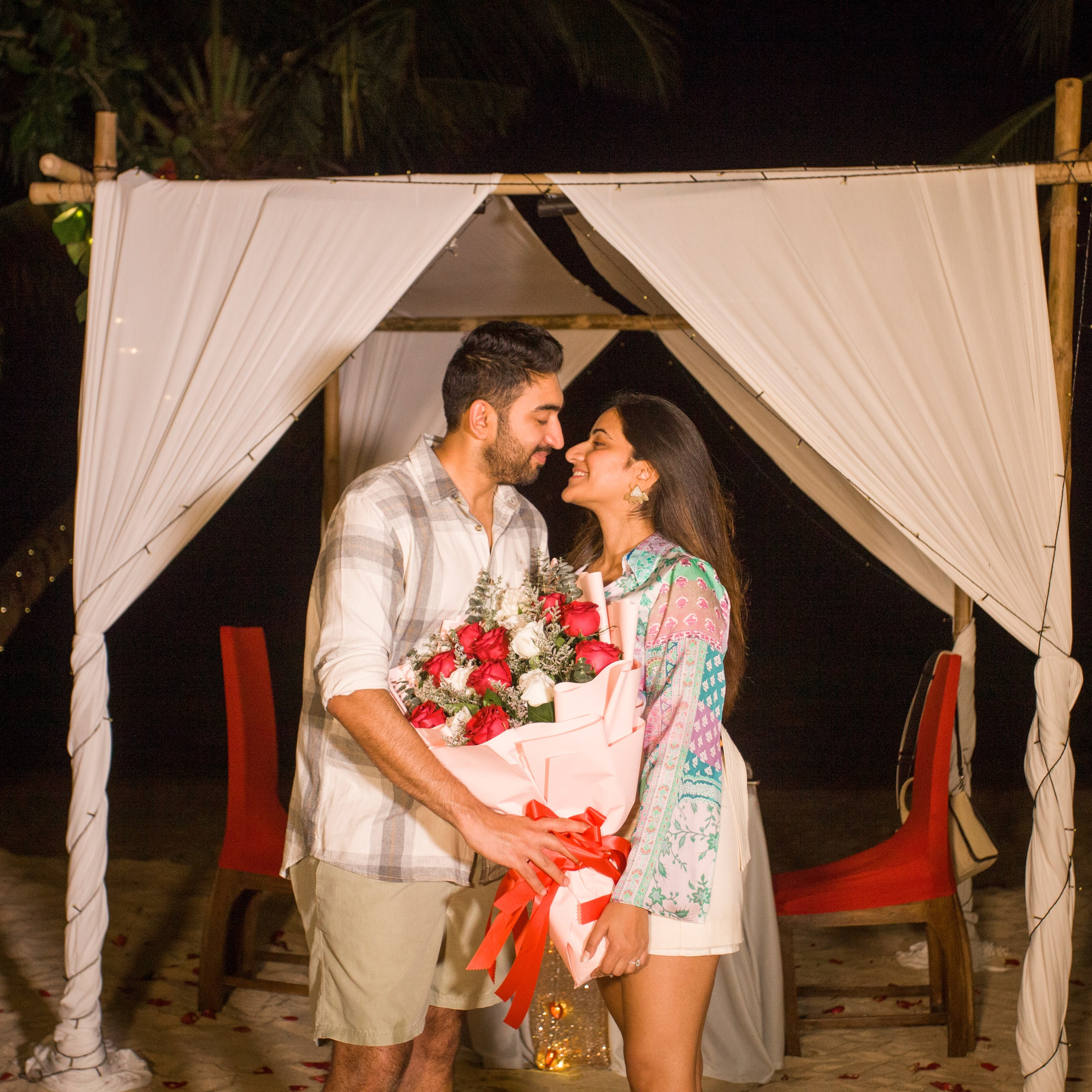 Photo. Romantic proposal on Koh Samui, Thailand