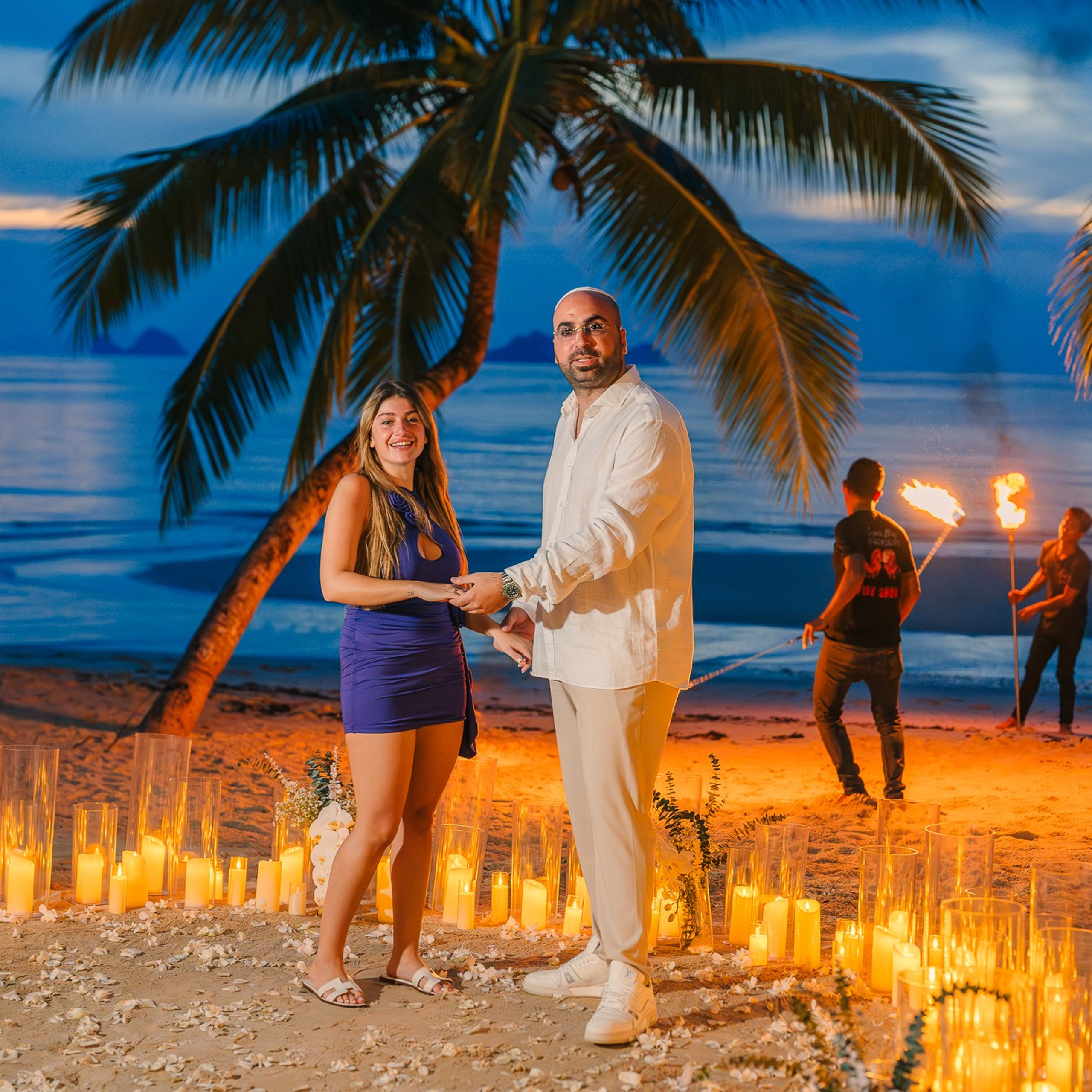 Photo. Romantic proposal on Koh Samui, Thailand