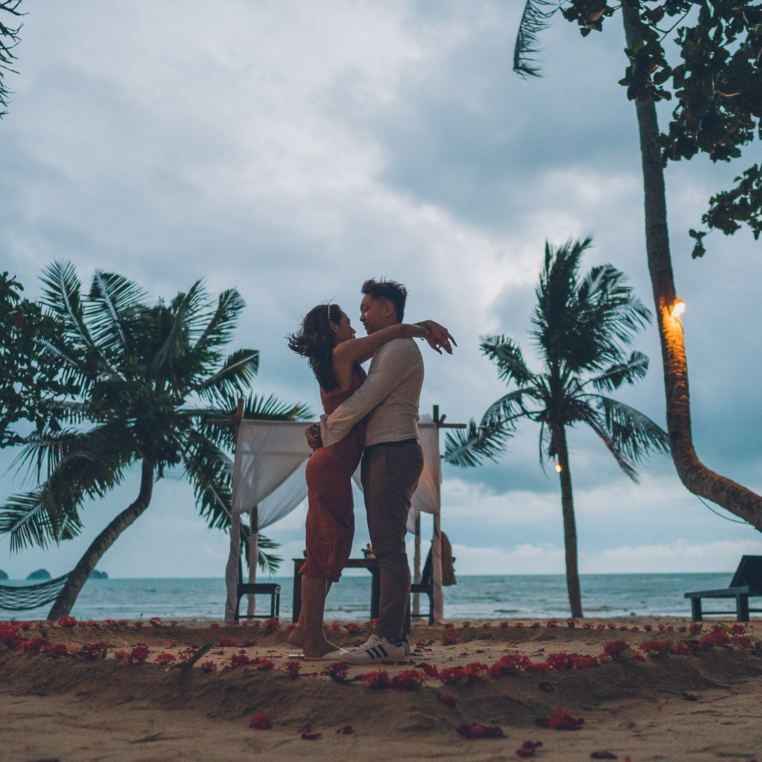 Photo. Romantic proposal on Koh Samui, Thailand
