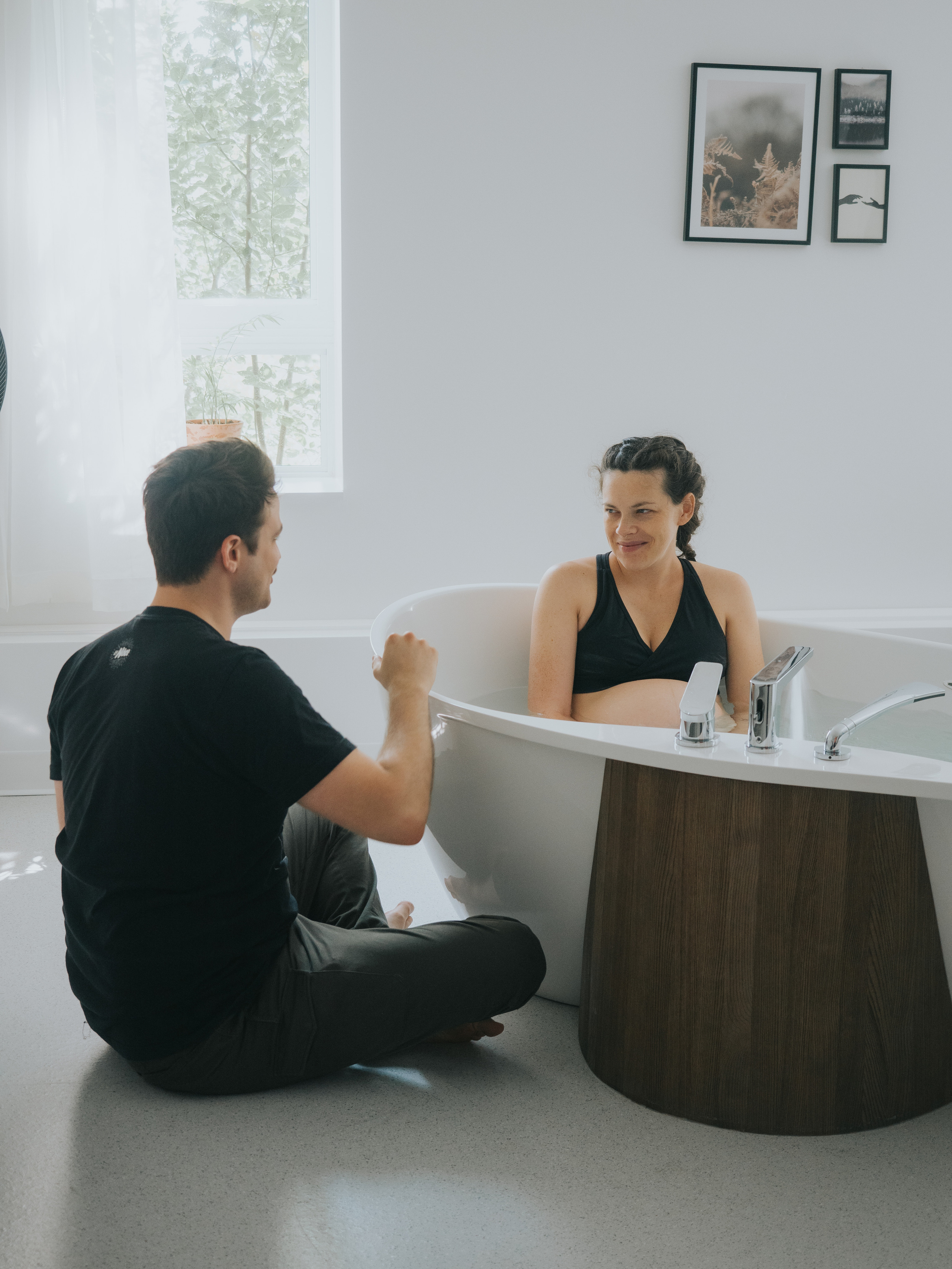 Montreal Birth Photographer — how does birth photography work?. Montreal Wedding Photographer — Muriel Oe Photo