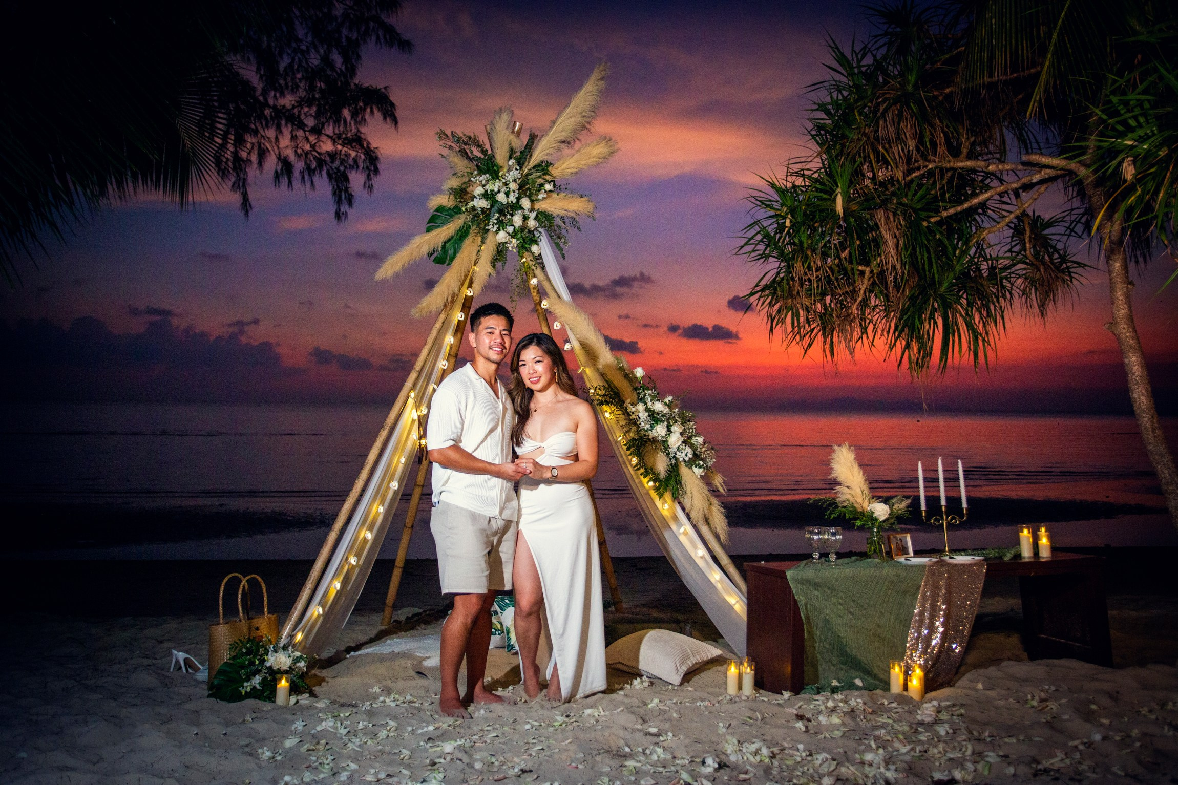 Luxury proposal planner in Koh Samui creating unforgettable romantic beach experiences.