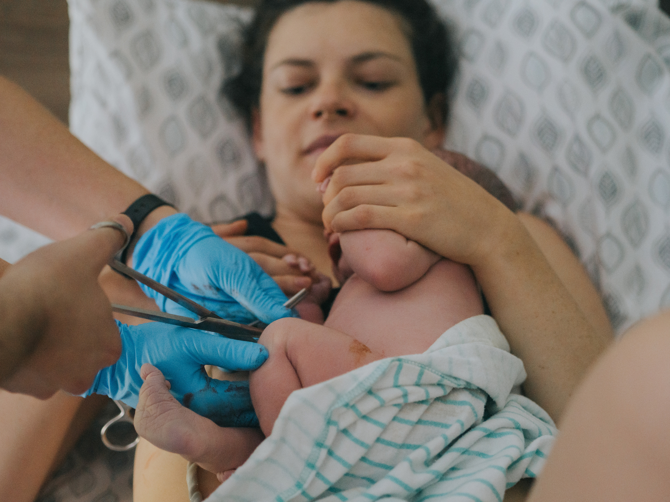 Montreal Birth Photographer — how does birth photography work?. Montreal Wedding Photographer — Muriel Oe Photo