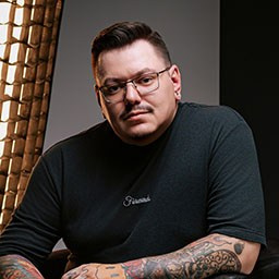 Bryan Assis, fotógrafo de retratos, ensaio sensual, ensaio de moda, eventos e festivais de Bauru e região