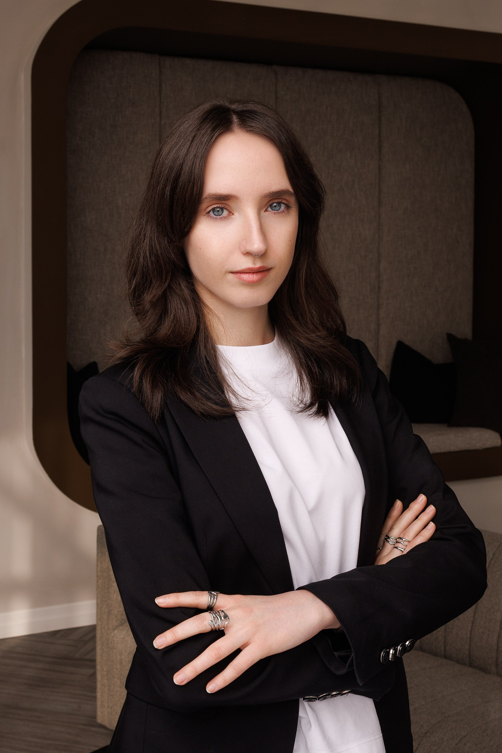 Ultimate Client Guide. Je suis photographe portraitiste et je réalise des portraits à toutes les étapes de votre vie! Bienvenue dans mon studio à Westmount, Qc