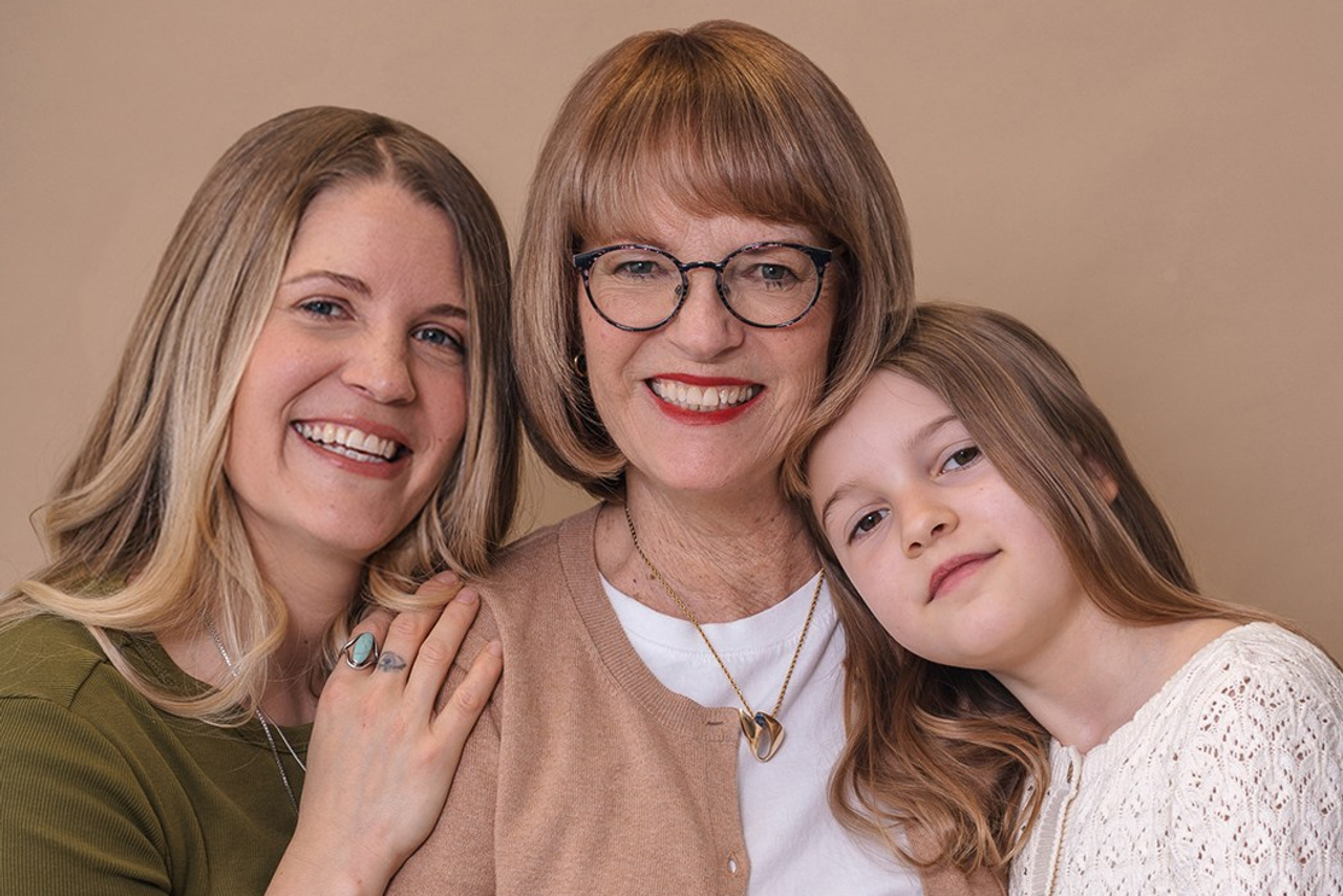 Photography Posing tips. Maria Elaeva Photography | Burnaby Portrait Photographer