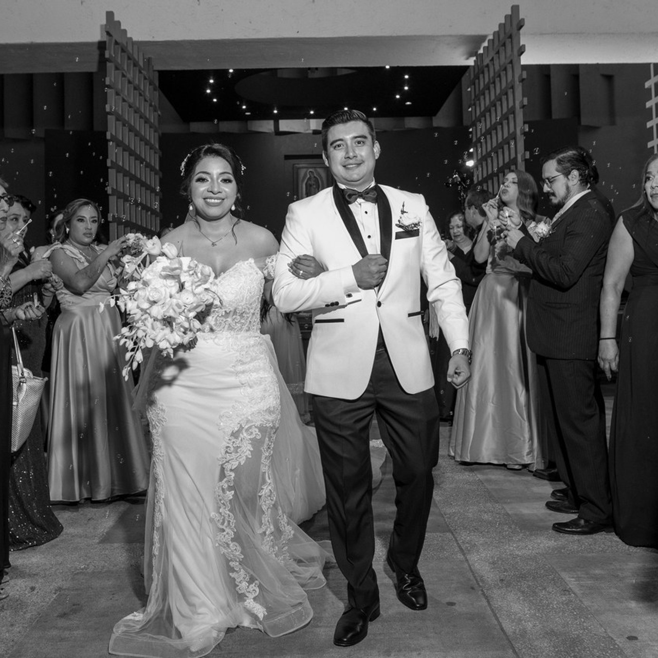 Testimonios. Fotógrafo de XV y BODAS en Tuxtla Gutiérrez y Villahermosa | ROGER CORZO | 360 PRODUCCIONES