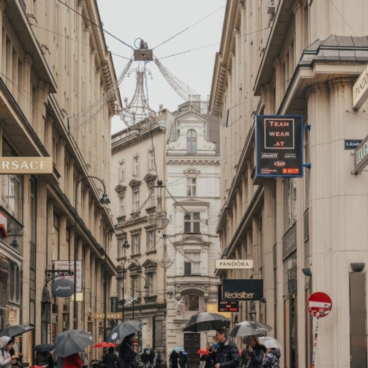 Vienna Photo Day. Photographer and Blogger Europe/Asia Nika Stoma