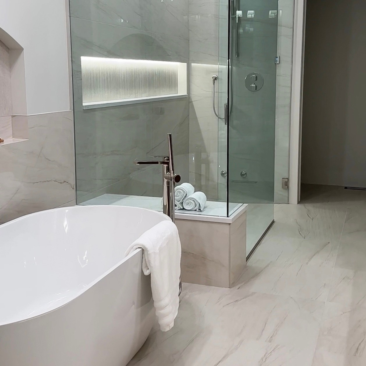 Bathrooms & Showers