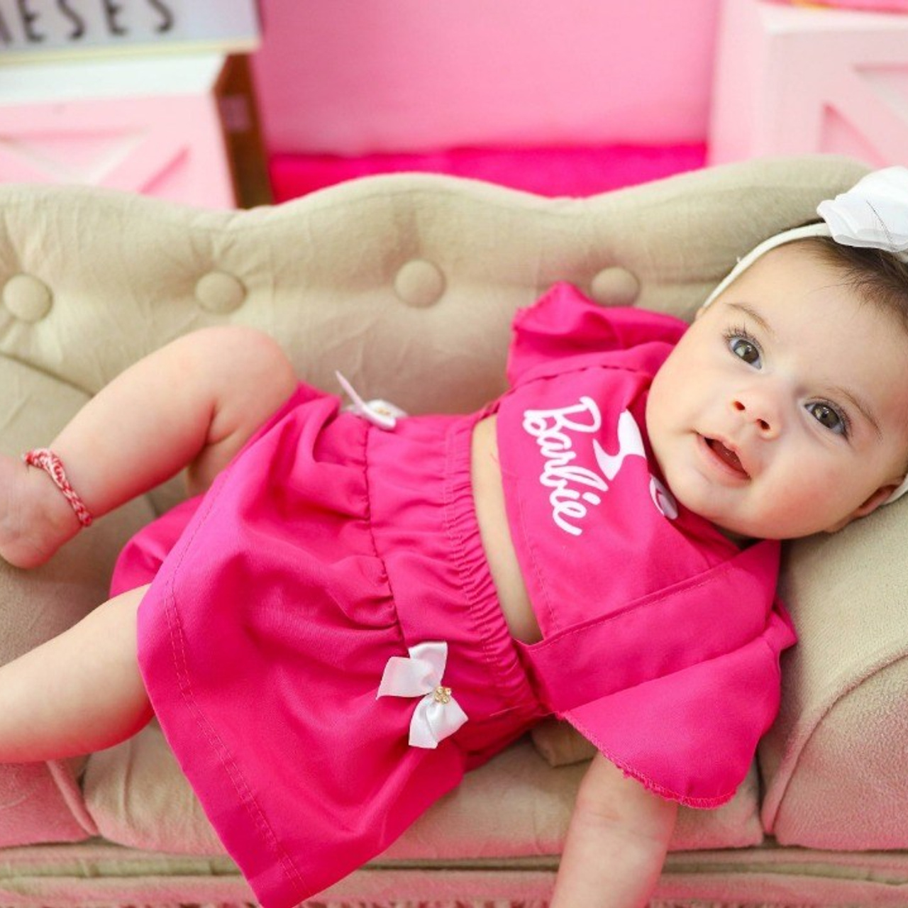 Barbie (M)