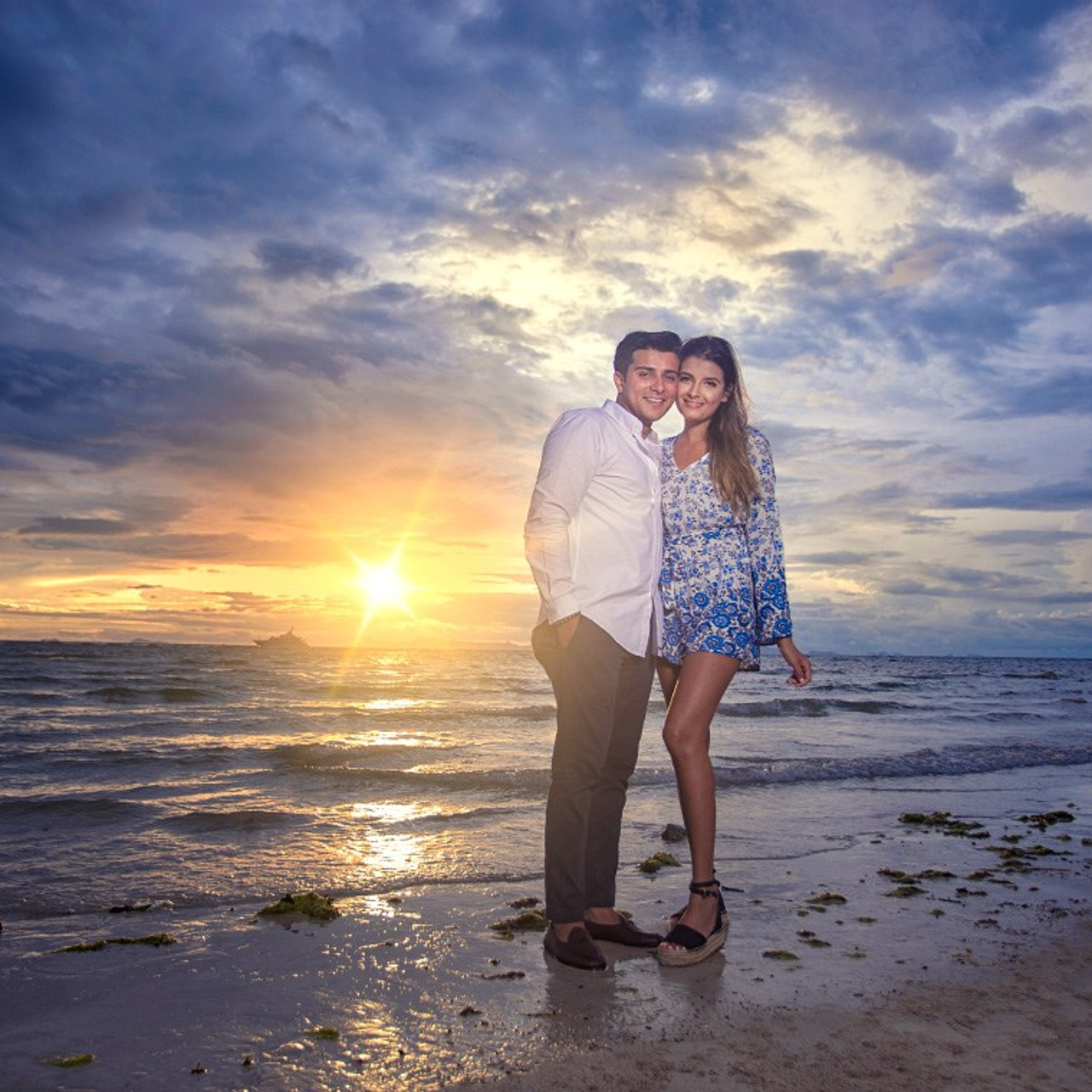 Photo. Romantic proposal on Koh Samui, Thailand
