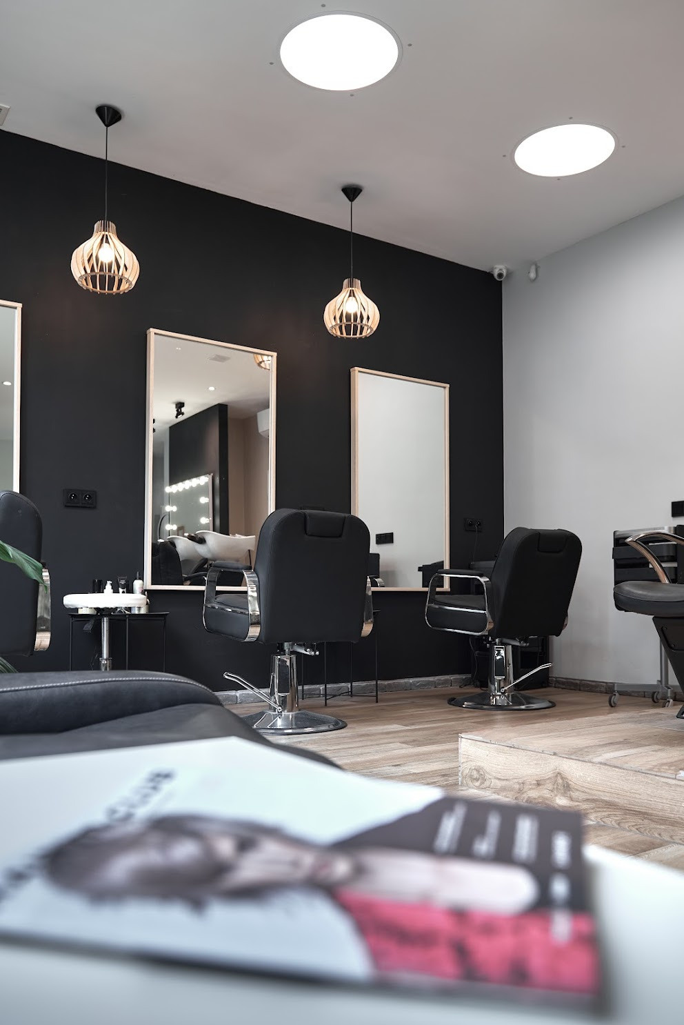 Photoshoot for a beauty salon. Wedding photography and videography team