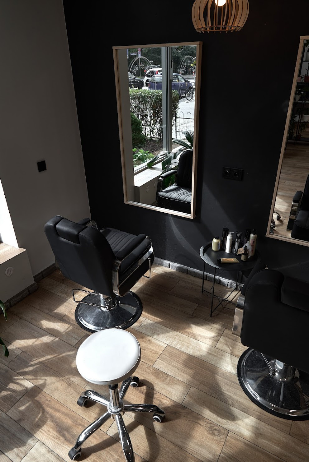 Photoshoot for a beauty salon. Wedding photography and videography team