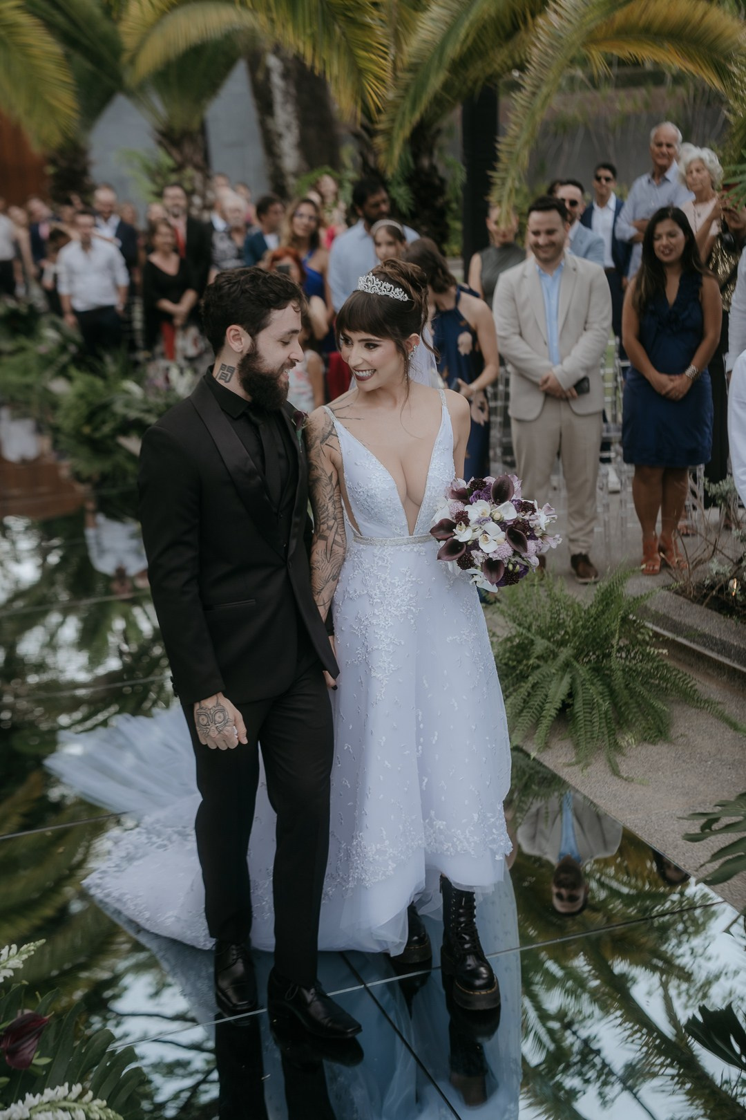 Cecília e João no Liac Pampulha, em Belo Horizonte, em um casamento documental registrado com autenticidade e sensibilidade.