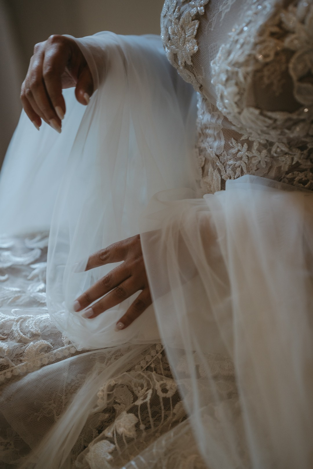 O Espaço Bodocó foi cenário do casamento boho folk de Vivian e Paulo em Betim. A Edu e Josi Fotografia registrou abraços, lágrimas, sorrisos e muita conexão através da fotografia documental.