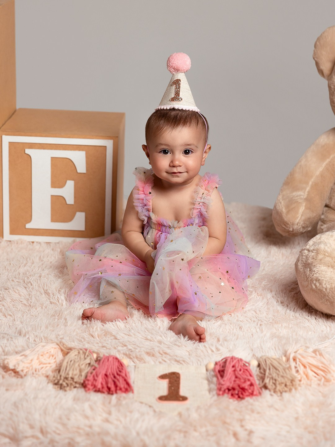 Fotografia infantil em estúdio em São Paulo para registrar a infância com leveza, carinho e autenticidade. Retratos que transformam momentos simples em memórias especiais.