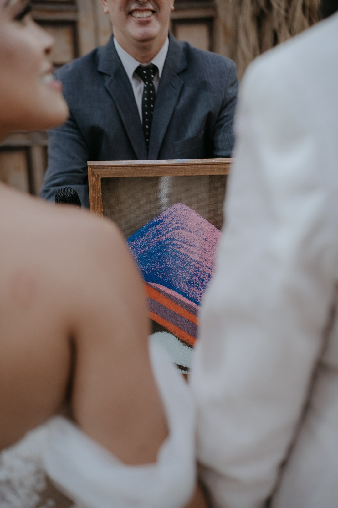 Casamento documental de Inga e Jack no Olaria Eventos em Betim registrado pela Edu e Josi Fotografia com imagens naturais e emoção verdadeira.