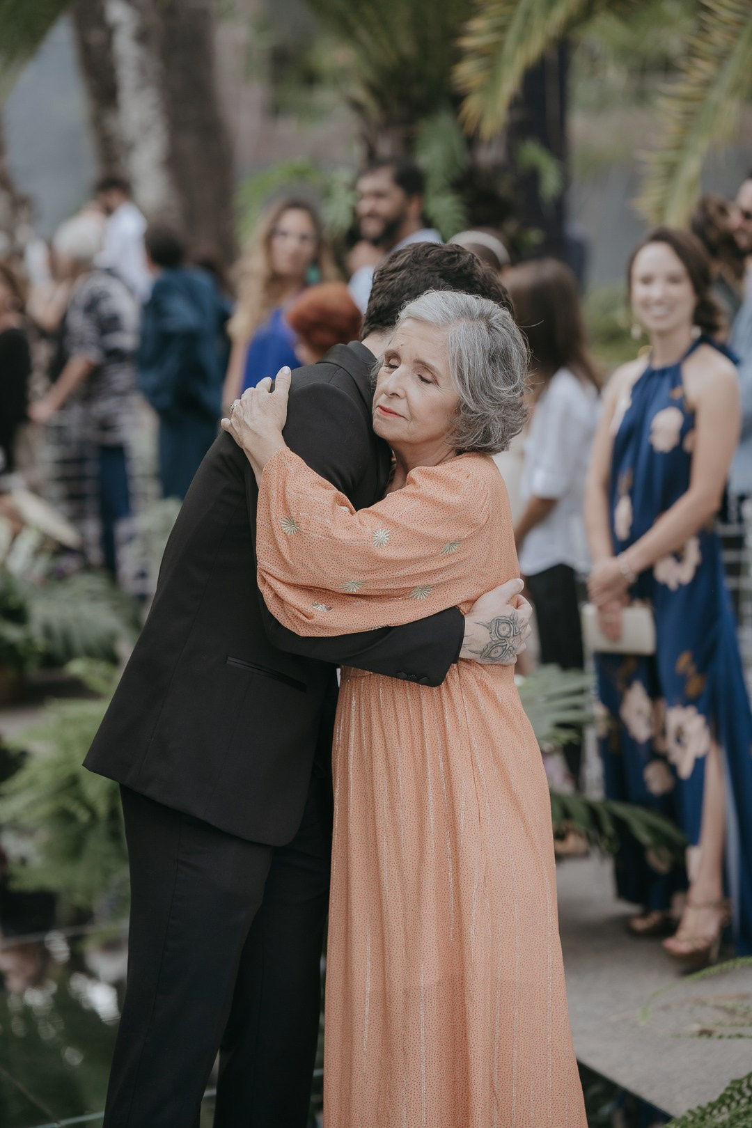 Fotografia de casamento em Belo Horizonte no Liac Pampulha com Cecília e João. Um registro documental leve e sofisticado.