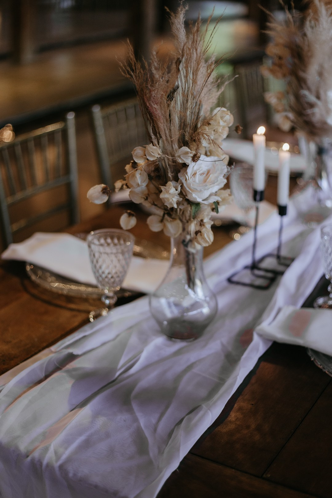 Vivian e Paulo viveram um dia inesquecível no Espaço Bodocó, em Betim, em um casamento folk e boho cheio de emoção. A Edu e Josi Fotografia registrou cada detalhe de forma espontânea e verdadeira.