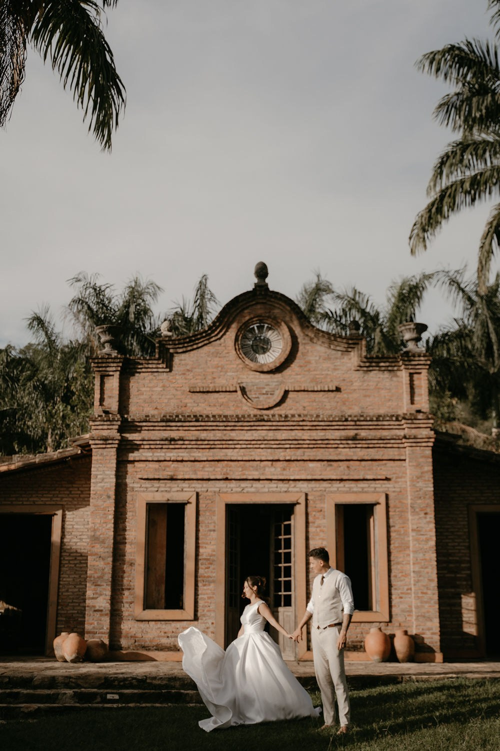 Ensaio pós-casamento Belo Horizonte, trash the dress bh, fotos casal naturais, ensaio leve casal | Fotos leves e sensíveis. Edu e Josi Fotografia de Casamento em Belo Horizonte | Fotografia documental de casamento