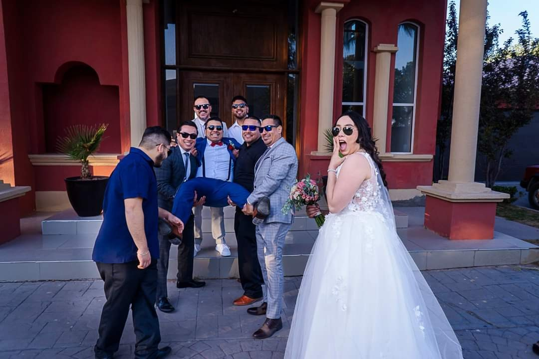 Bodas. Https://fotorecuerdosjrz.com/
