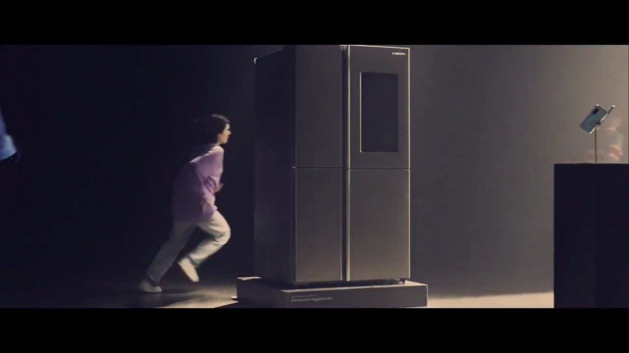 2025 Samsung The Firstlook at&nbsp;CES 2026 광고&nbsp;— Extra model