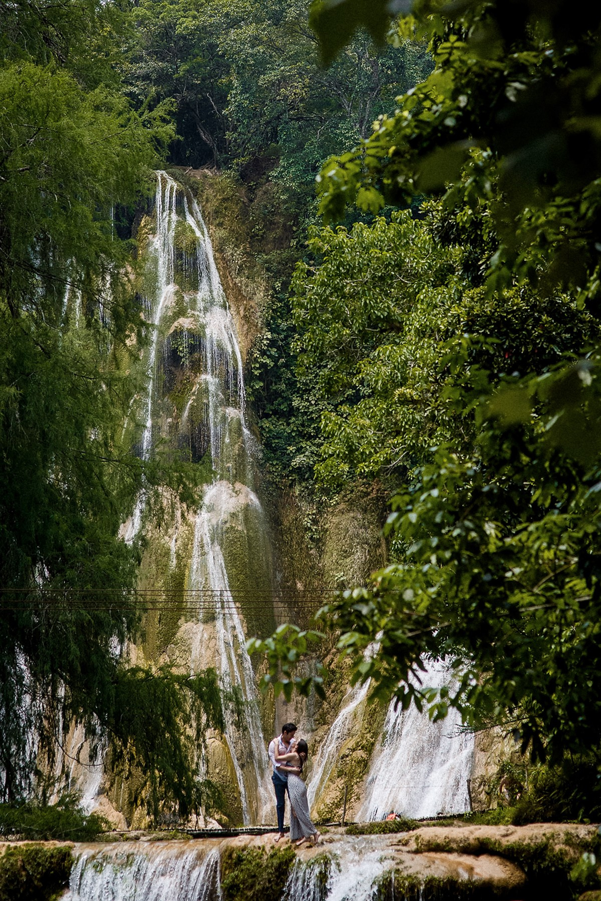 Andrea y Juanjo: Sesión pre boda en el naranjo
