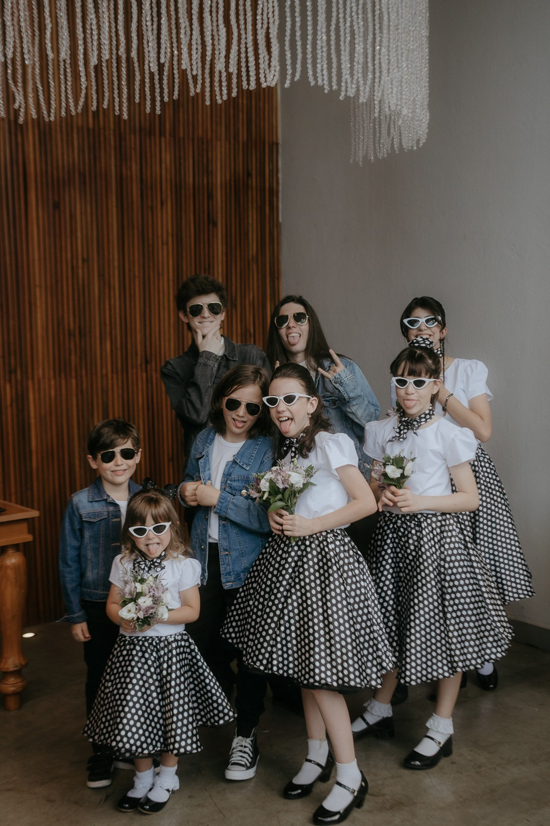 Cecília e João em um casamento documental no Liac Pampulha, em Belo Horizonte, com registros naturais e atemporais feitos por Edu e Josi Fotografia.