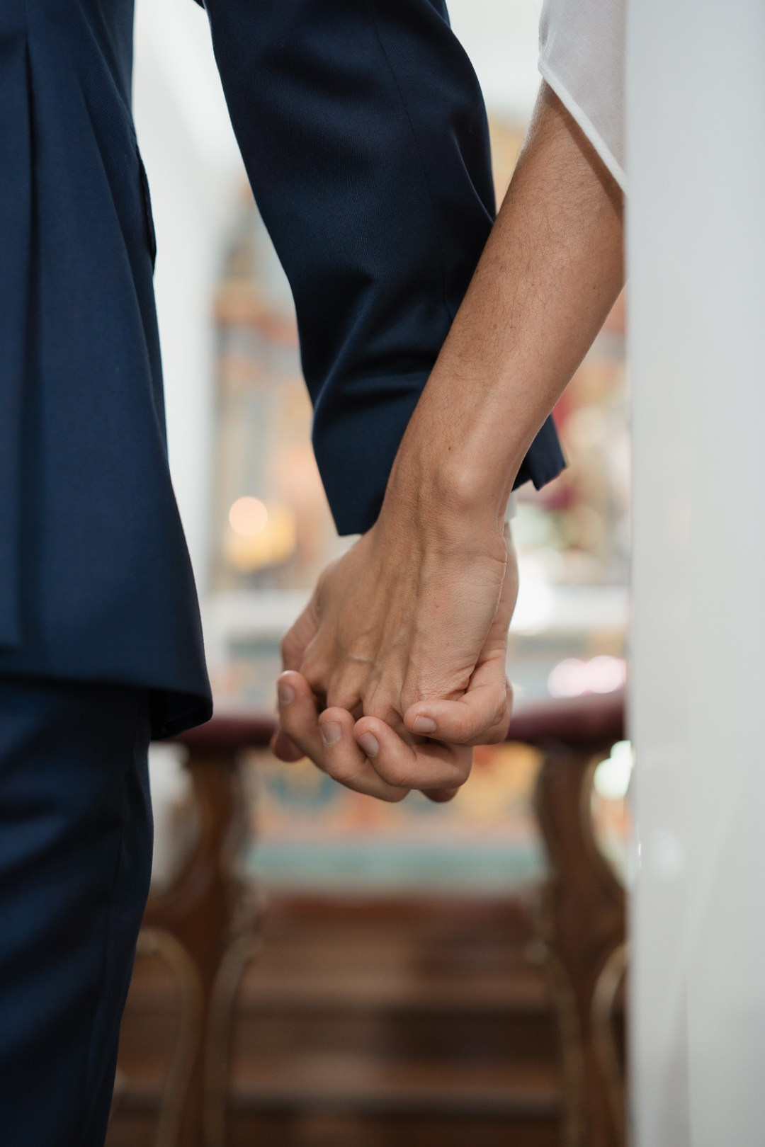 Fotografia documental elegante de Julianne e Helder no Santuário de Nossa Senhora da Piedade realizada pela Edu e Josi Fotografia. Emoções reais e momentos inesquecíveis do casamento.