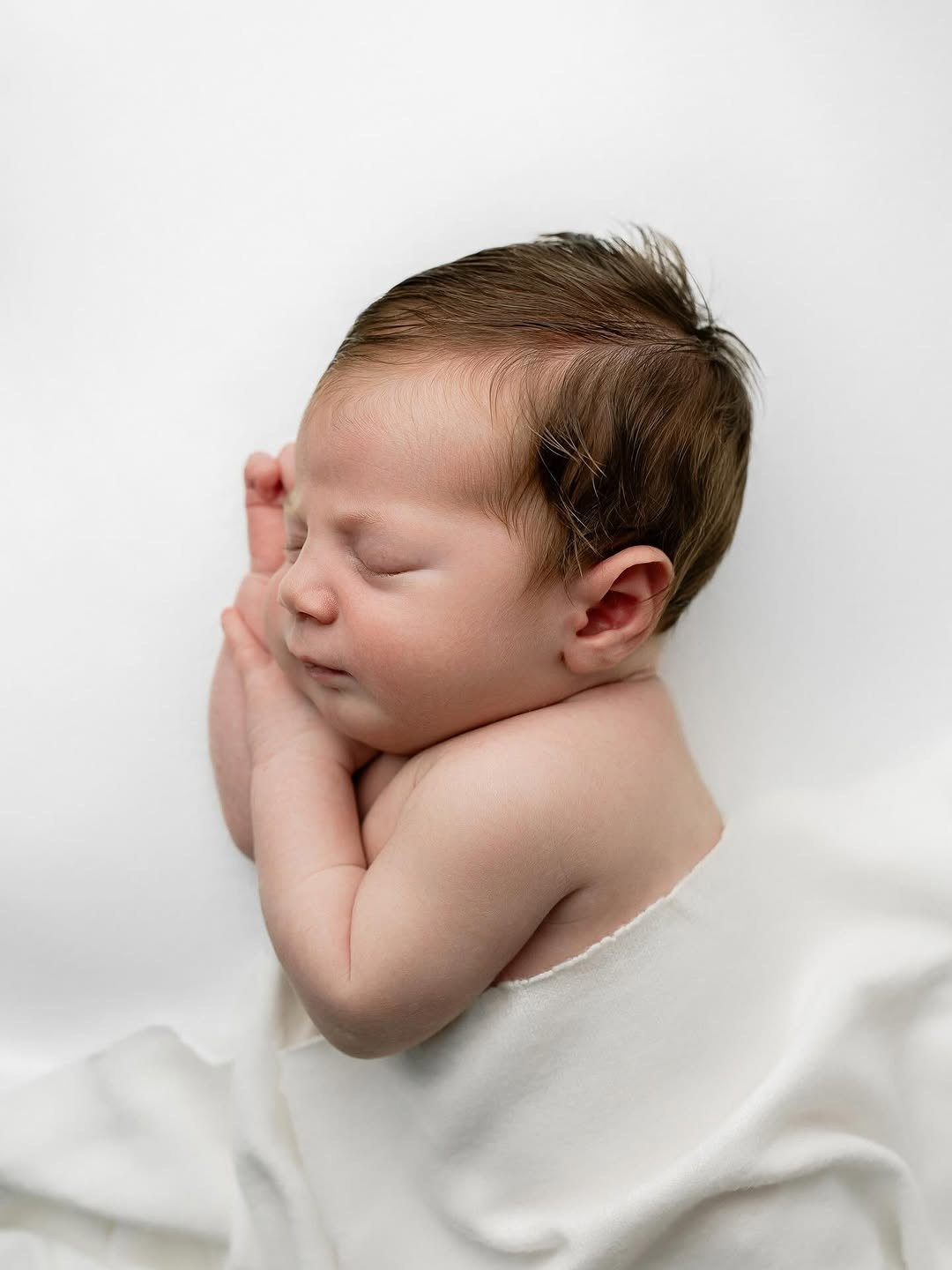 Newborn Photography Chapter. Iana Banana | Toronto Maternity, Newborn & Family Photographer
