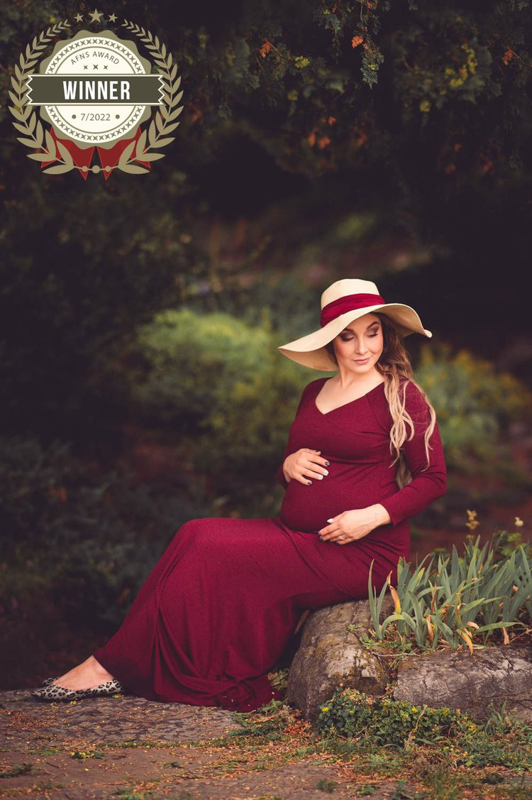FAMILY / MATERNITY. Ottawa Newborn and Baby Newborn Photographer Elena Helali