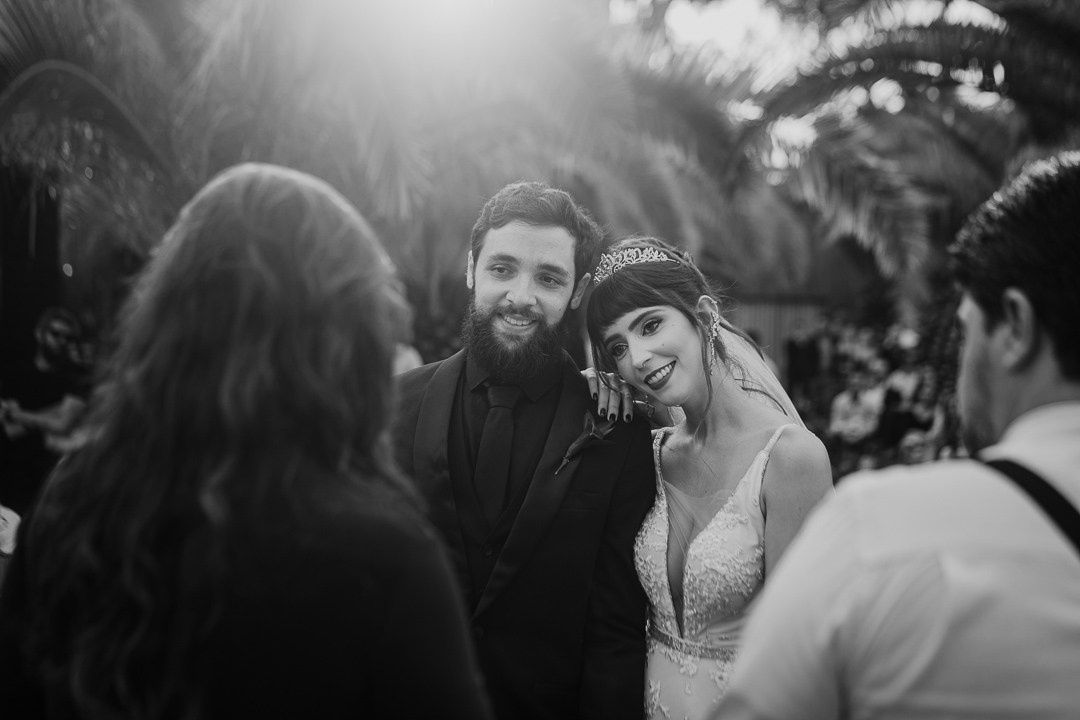 Casamento em Belo Horizonte no Liac Pampulha com Cecília e João. Fotografias documentais e sofisticadas captando emoções reais, detalhes delicados e momentos espontâneos em um cenário elegante de BH.
