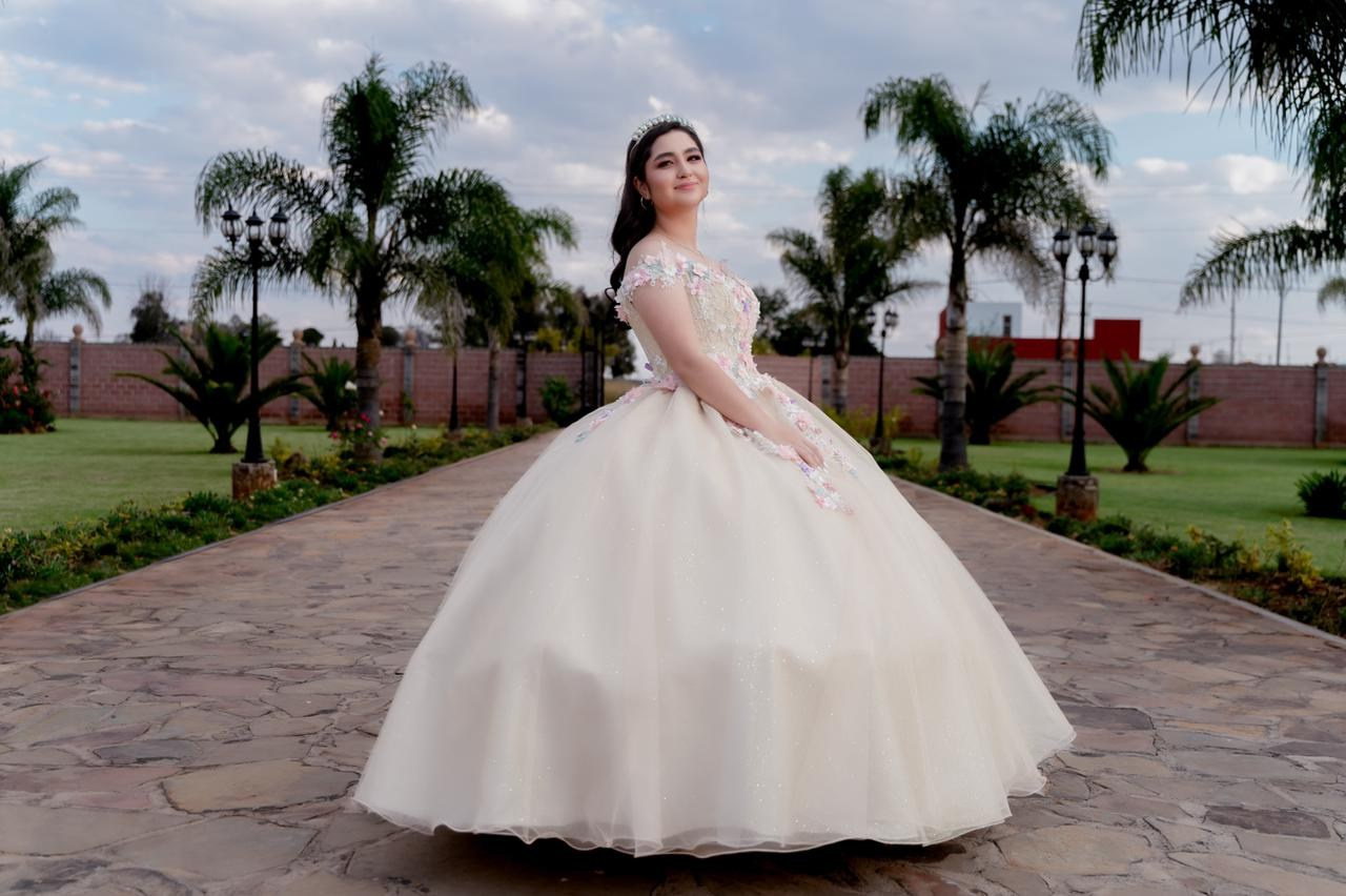 Fotografías de XV Años. Javier Plascencia Fotografo de Bodas en México