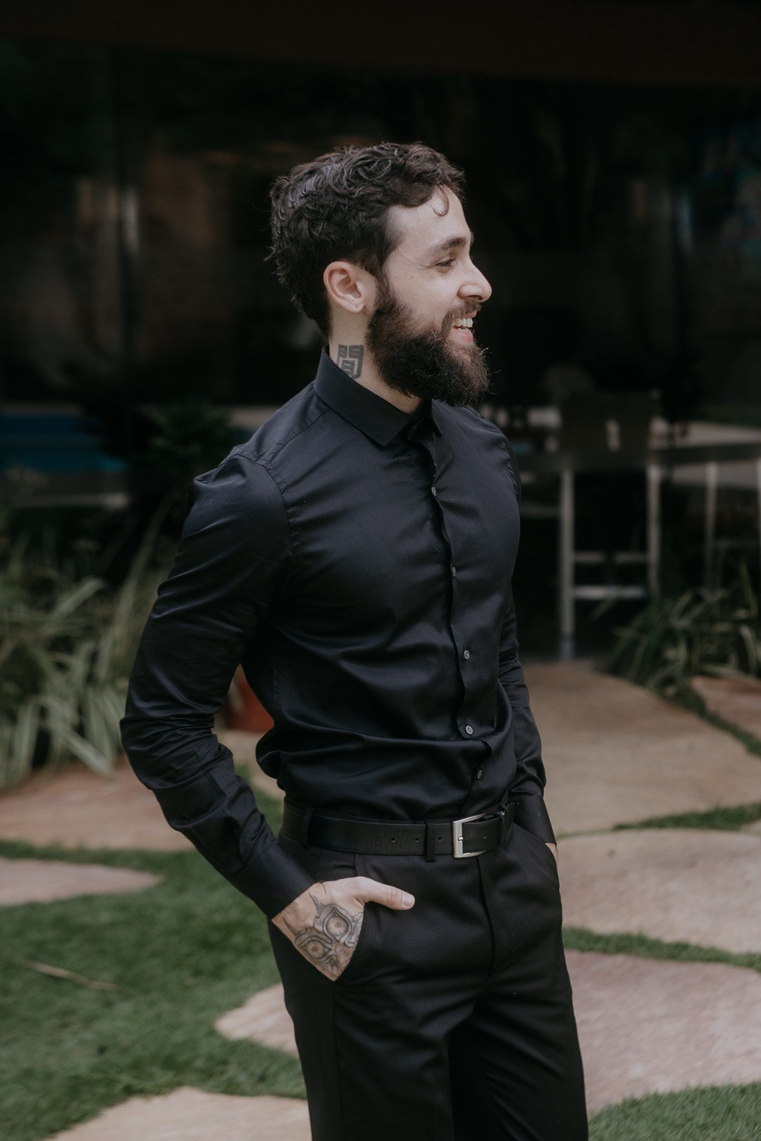 Casamento documental em BH com Cecília e João no Liac Pampulha. Um registro espontâneo, sofisticado e cheio de personalidade.
