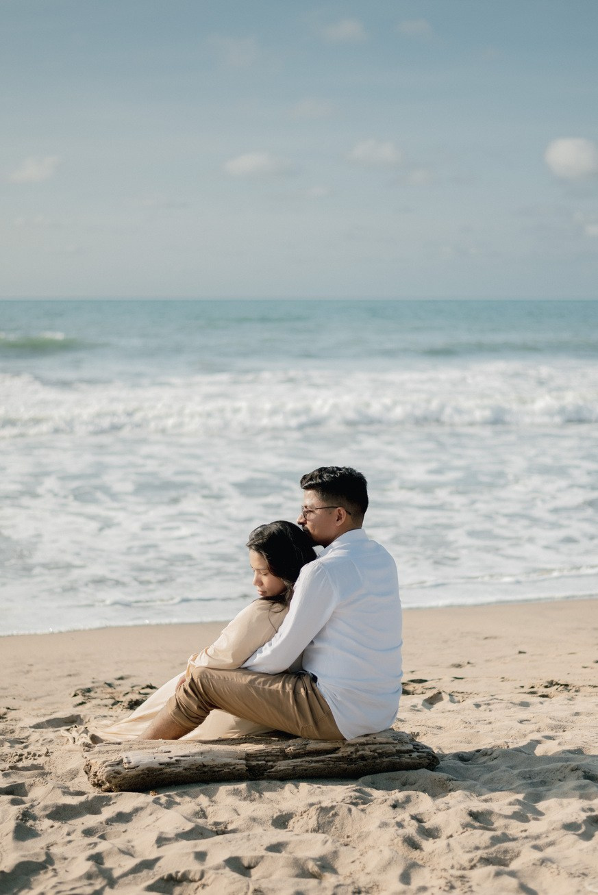 fotografía de Prebodas y bodas  en playas del Atlántico por BanderArt.