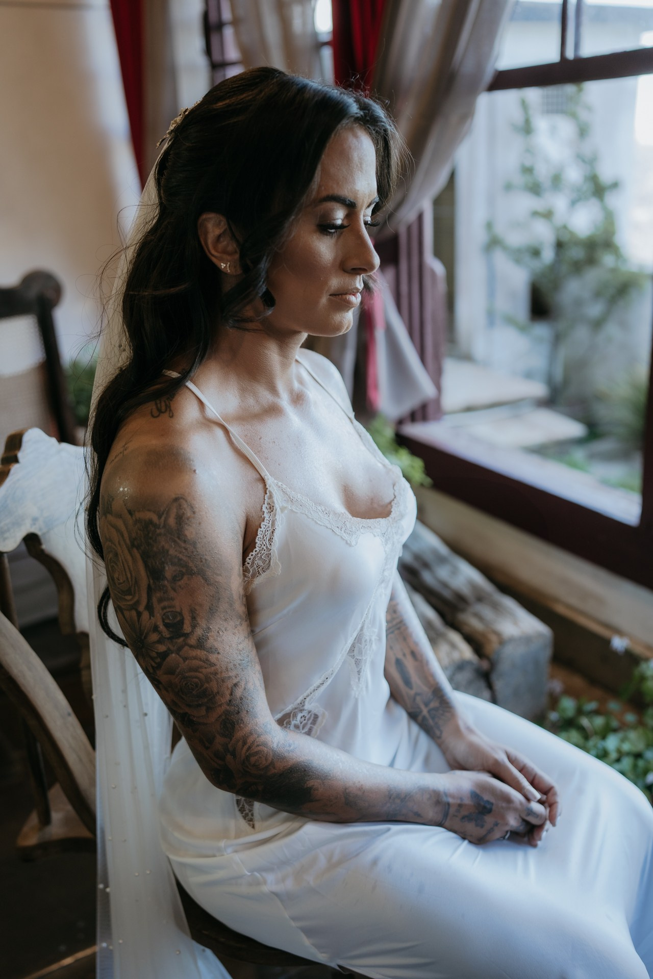 Fotografia de casamento elegante no Vila Relicário em Ouro Preto MG com Andressa e Henrique realizada pela Edu e Josi Fotografia.