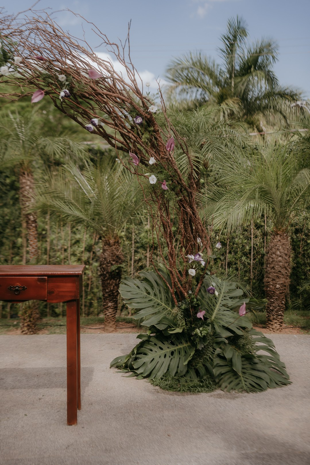 Casamento documental e elegante no Liac Pampulha BH. Cecília e João em imagens espontâneas e sofisticadas registradas por Edu e Josi Fotografia.