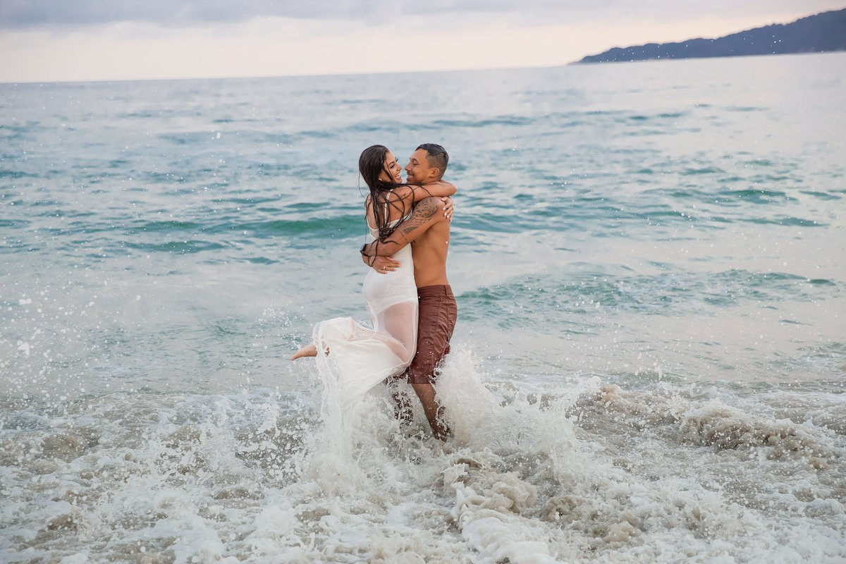 Guaruja — Praia das conchas — Priscila e Lincoln. Studio Melk