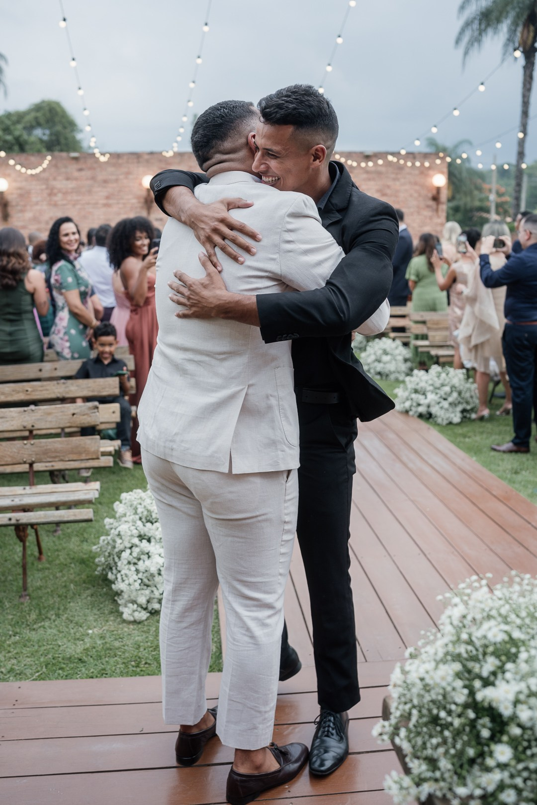 Inga e Jack celebraram o amor no Olaria Eventos em Betim MG com fotografia documental da Edu e Josi Fotografia cheia de emoção e autenticidade.